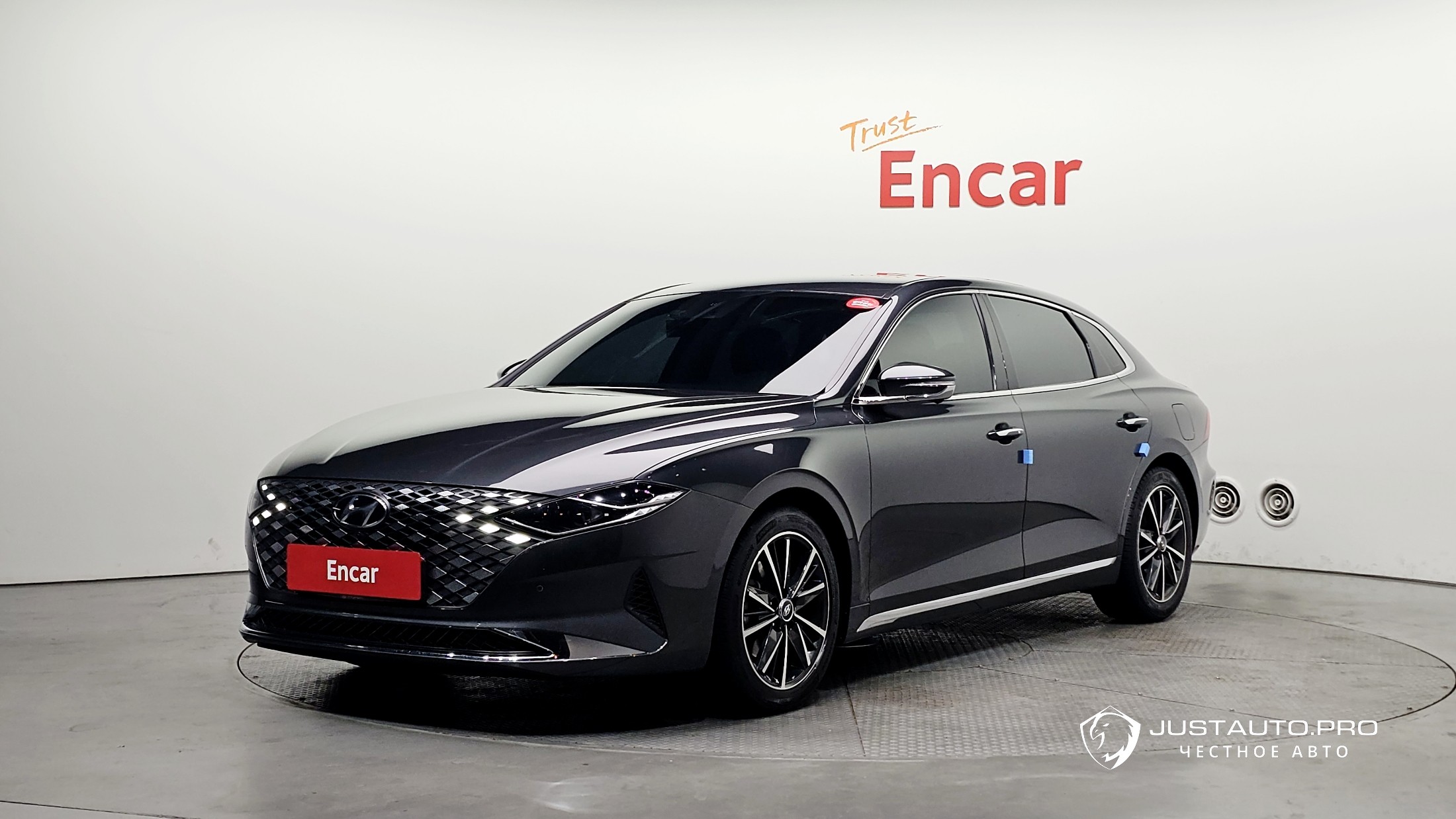 Автомобиль Hyundai Grandeur