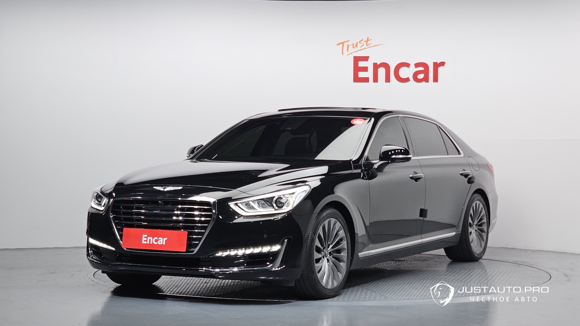 Автомобиль Genesis EQ900