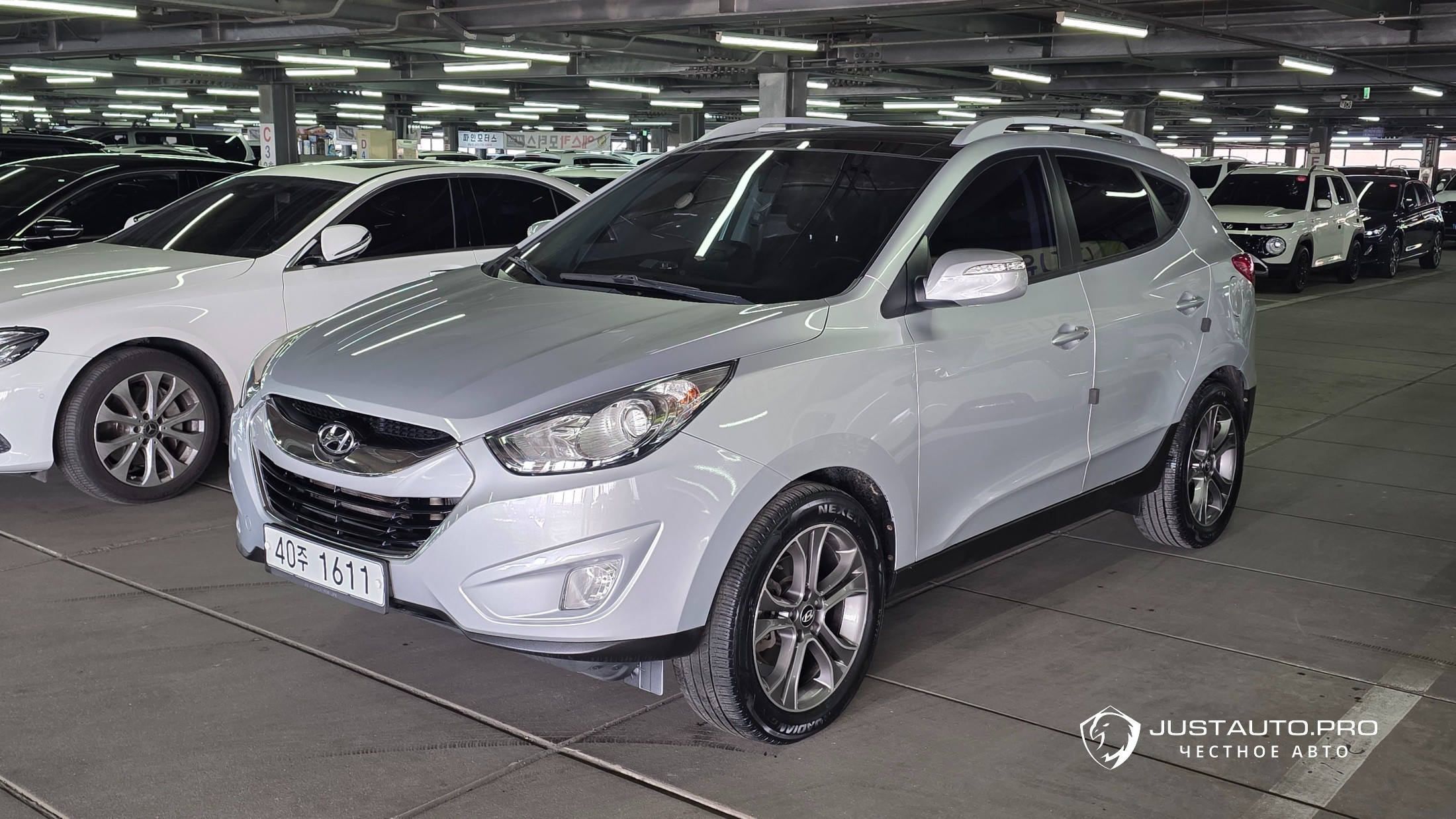 Автомобиль Hyundai Tucson