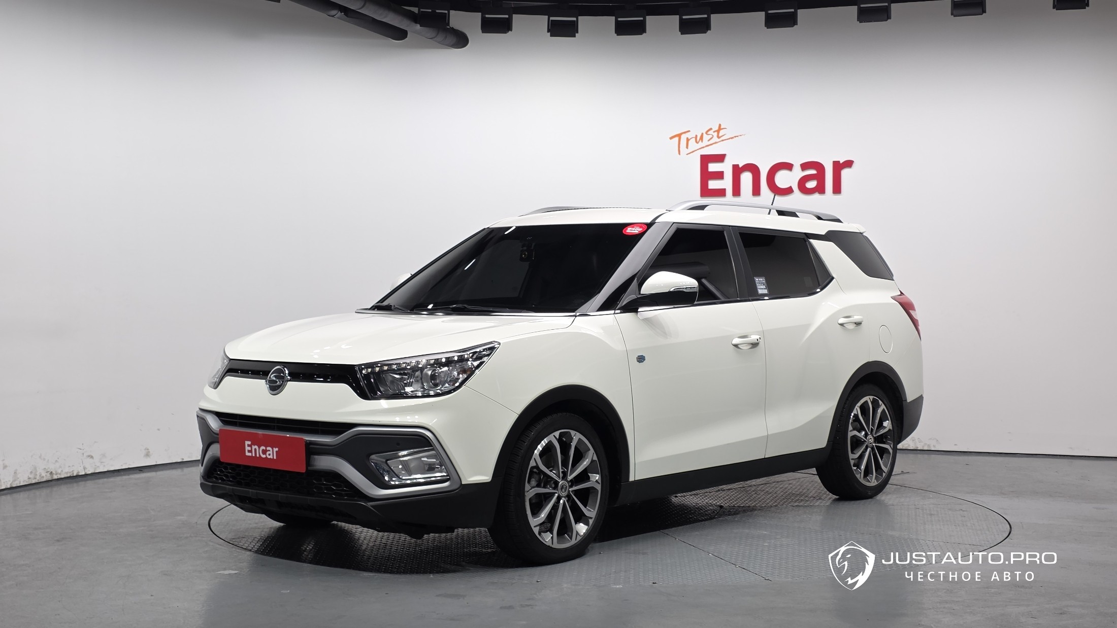 Автомобиль KG_Mobility_Ssangyong TIBOLI