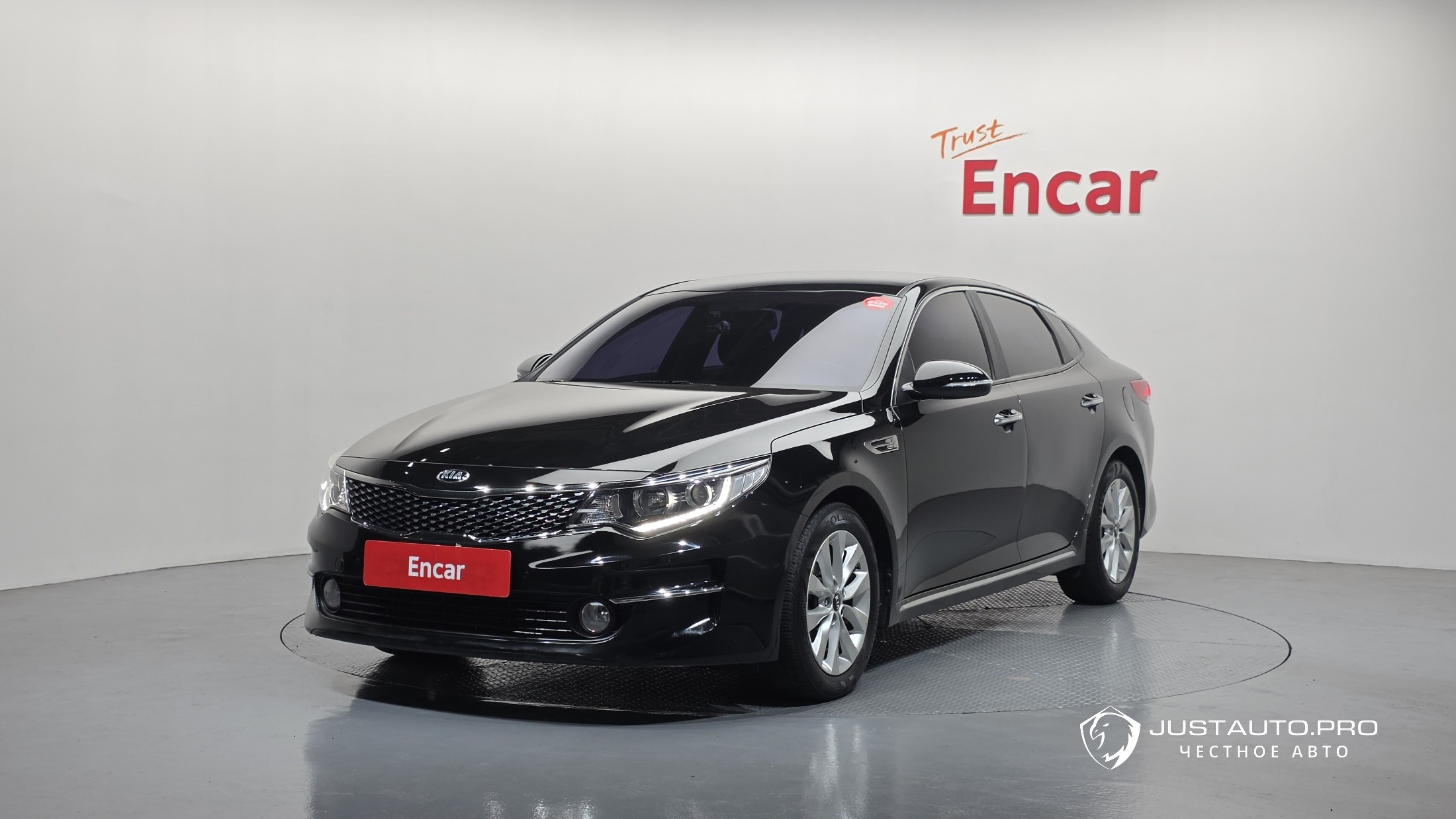 Автомобиль Kia K5