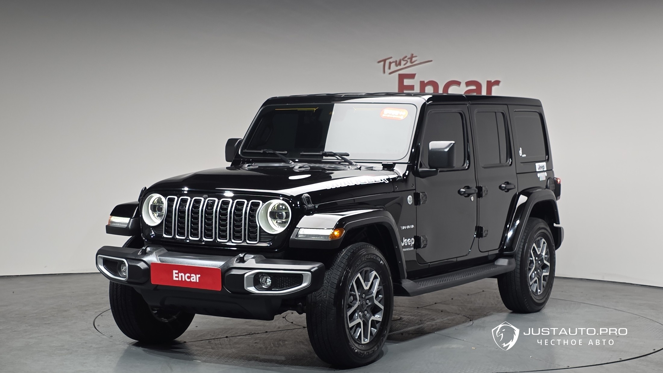 Автомобиль Jeep Wrangler