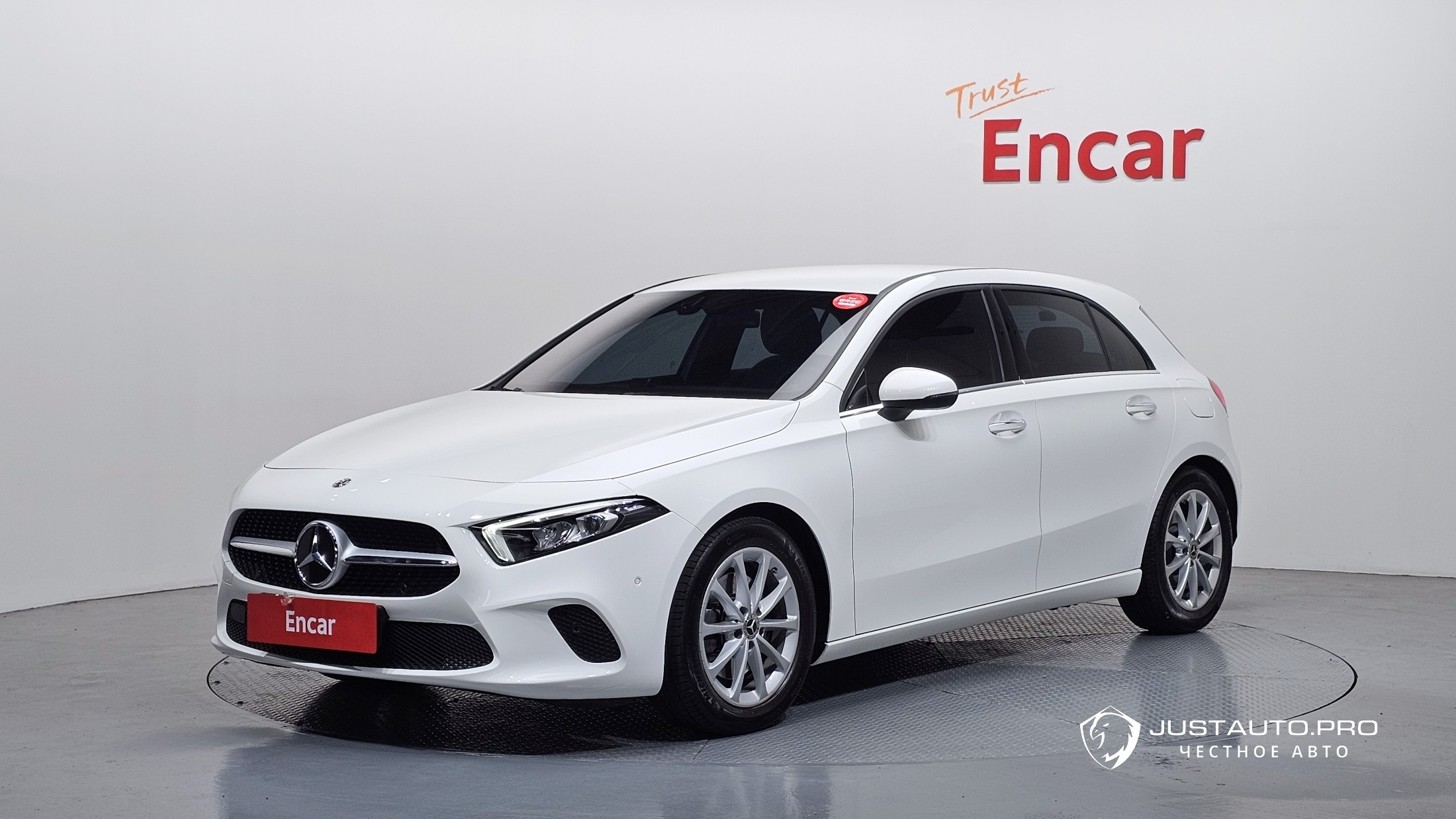 Автомобиль Mercedes-Benz A-Class