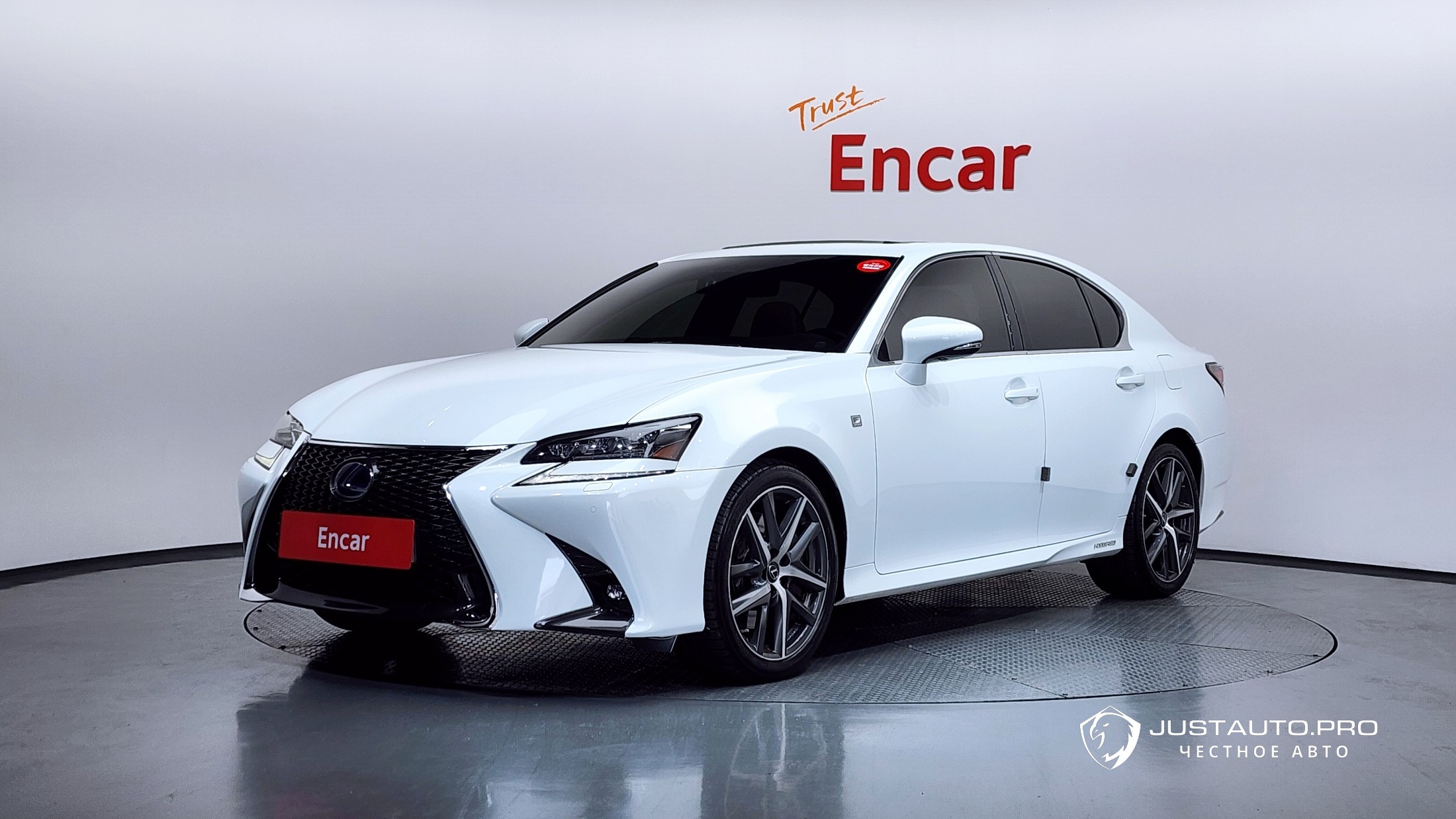 Автомобиль Lexus GS
