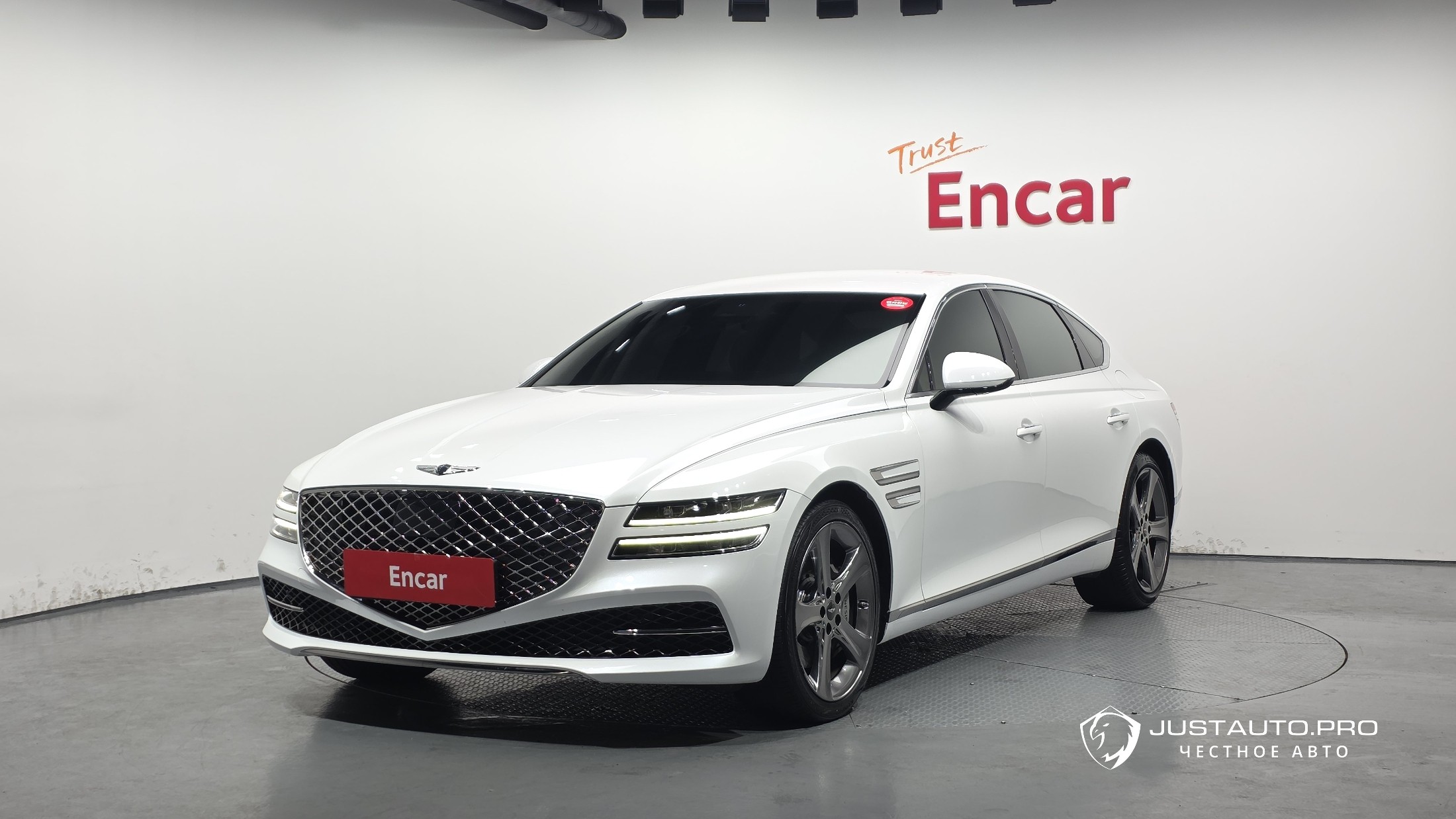 Автомобиль Genesis G80