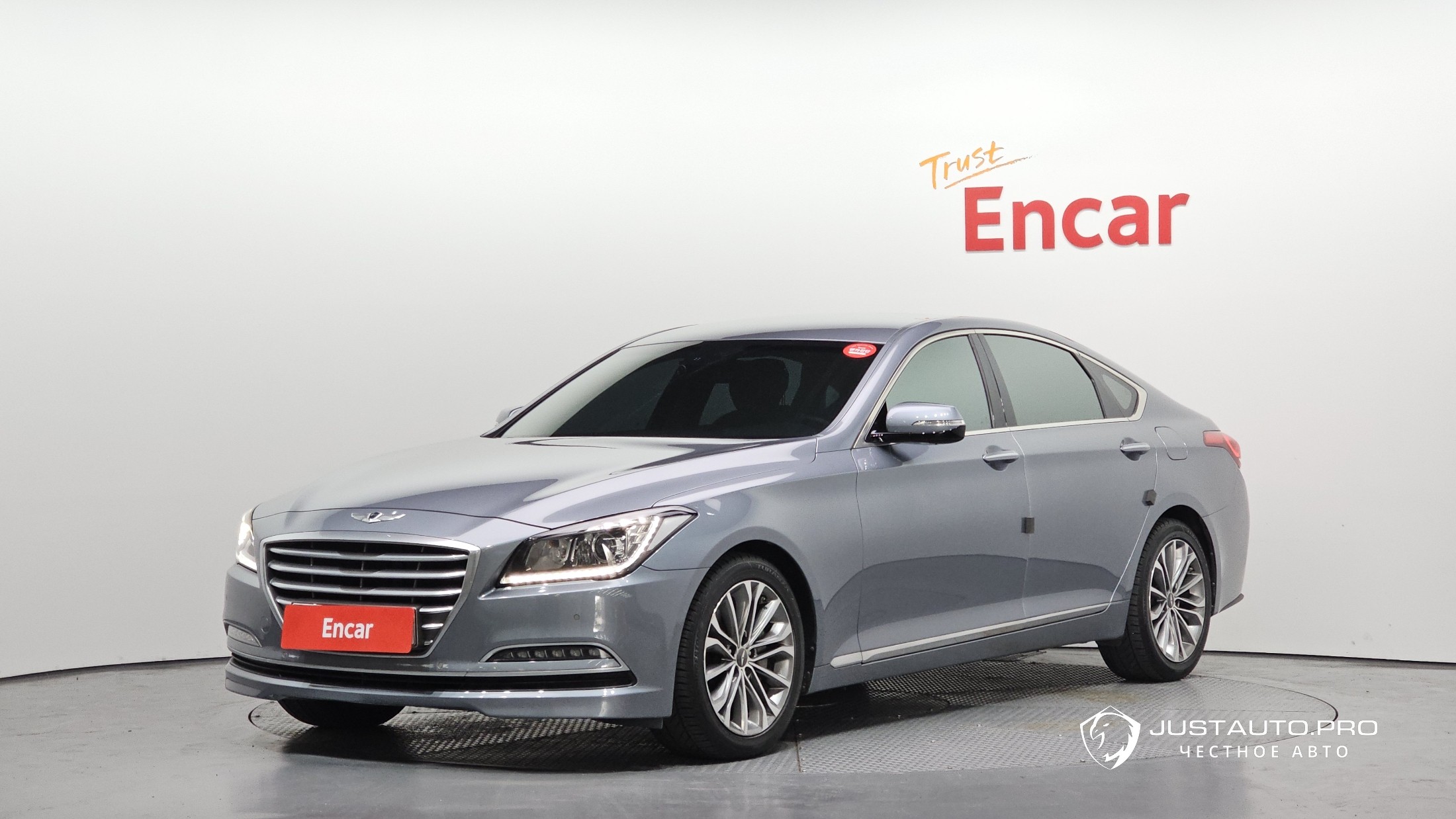 Автомобиль Hyundai Genesis