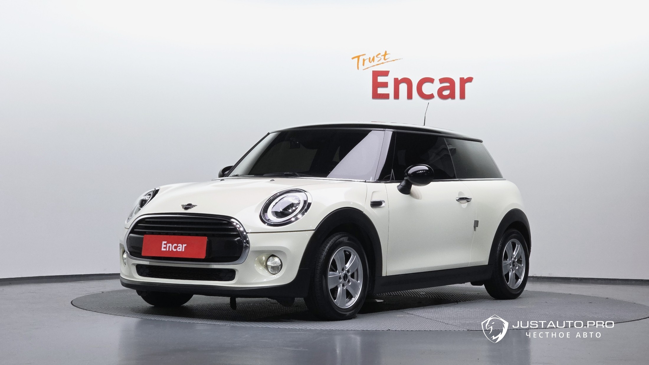 Автомобиль Mini Cooper