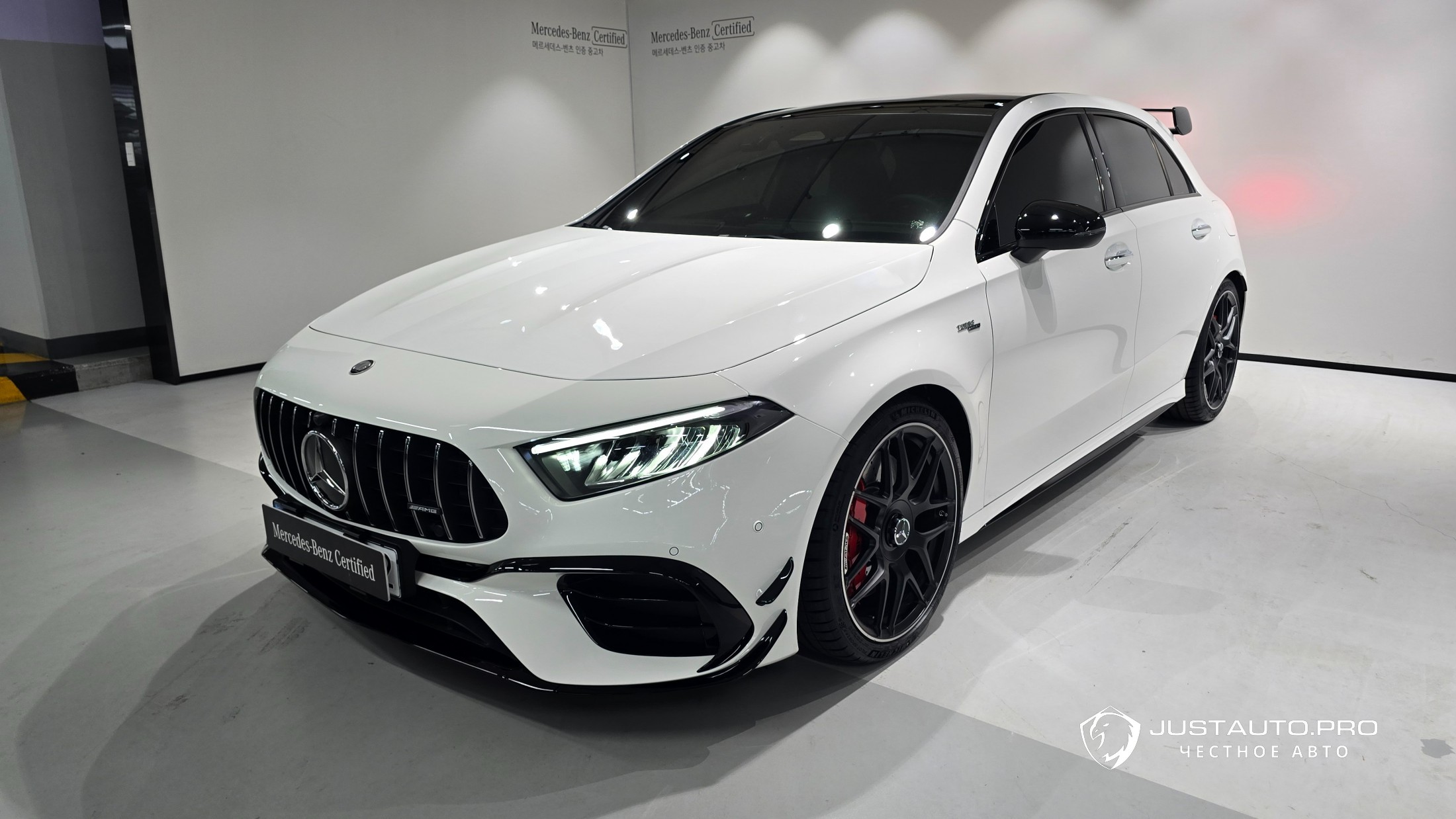 Автомобиль Mercedes-Benz A-Class