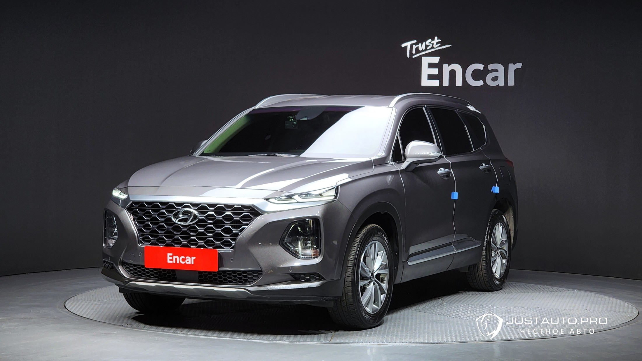 Автомобиль Hyundai Santafe