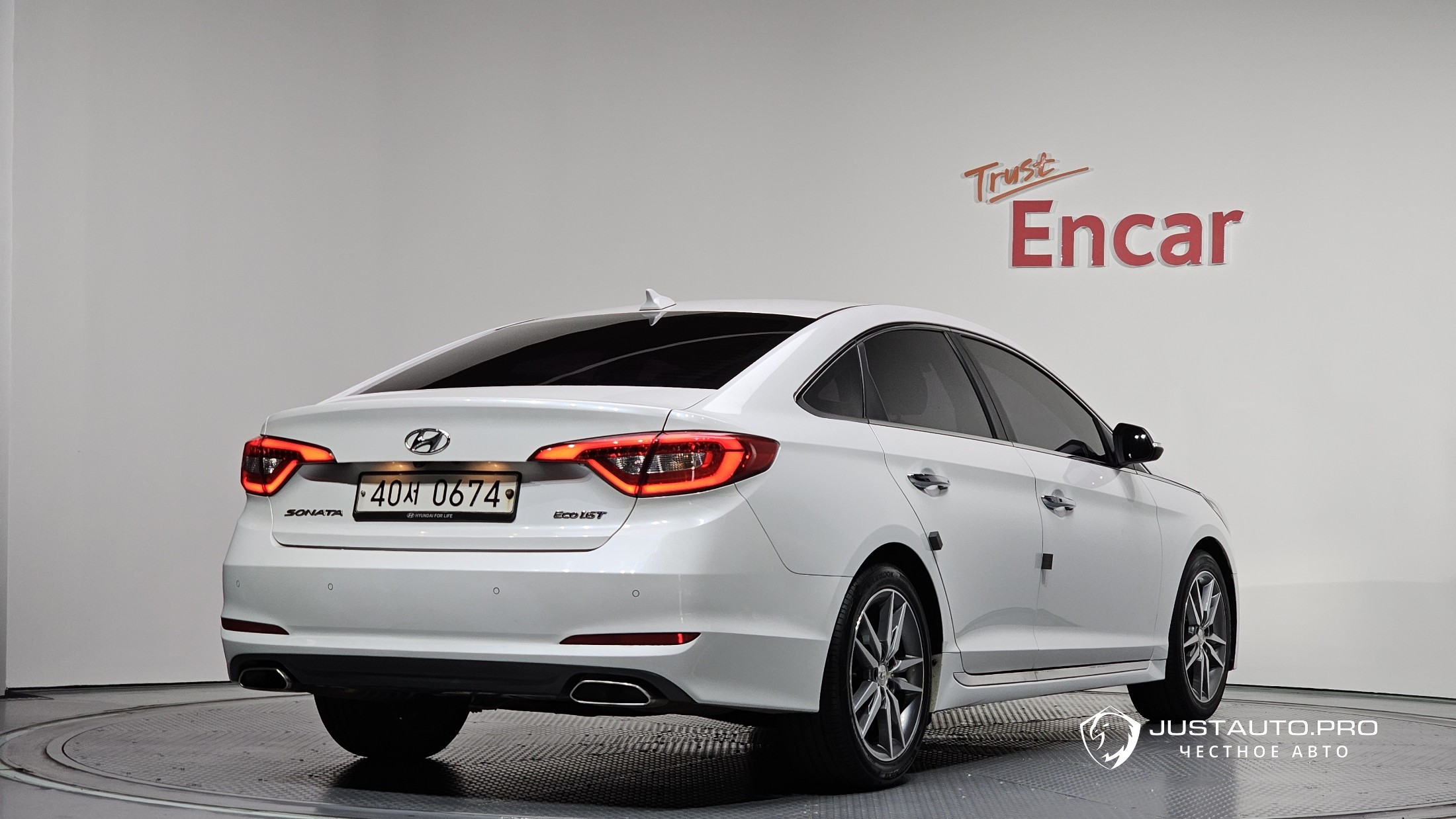Автомобиль Hyundai Sonata