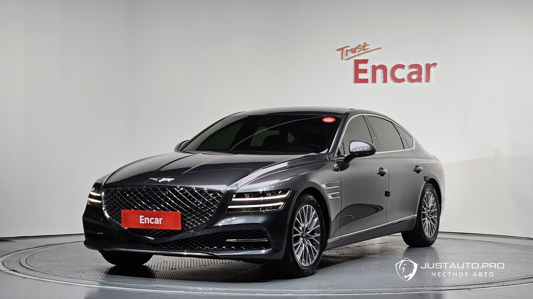 Автомобиль Genesis G80