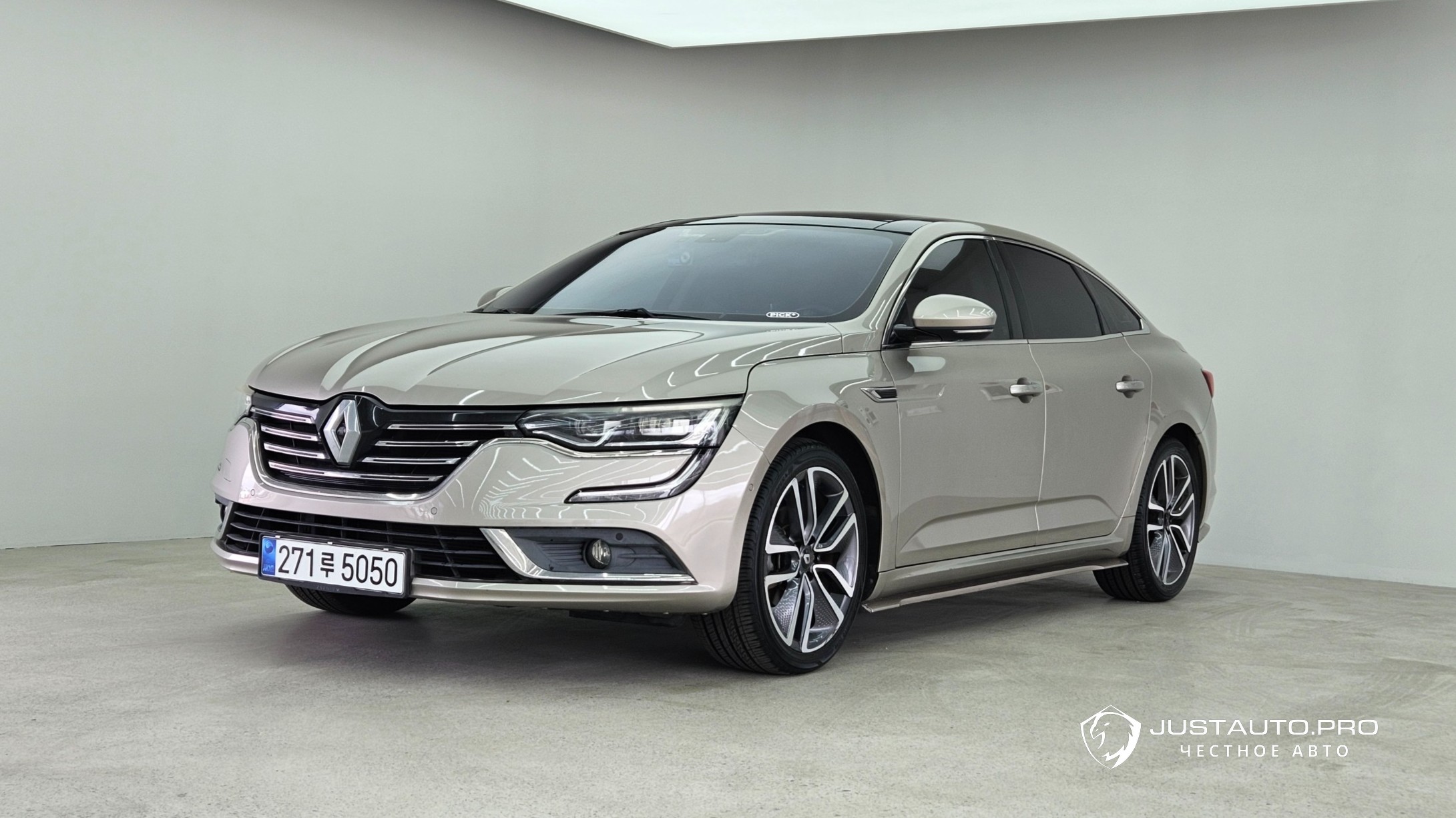 Автомобиль Renault-KoreaSamsung SM6