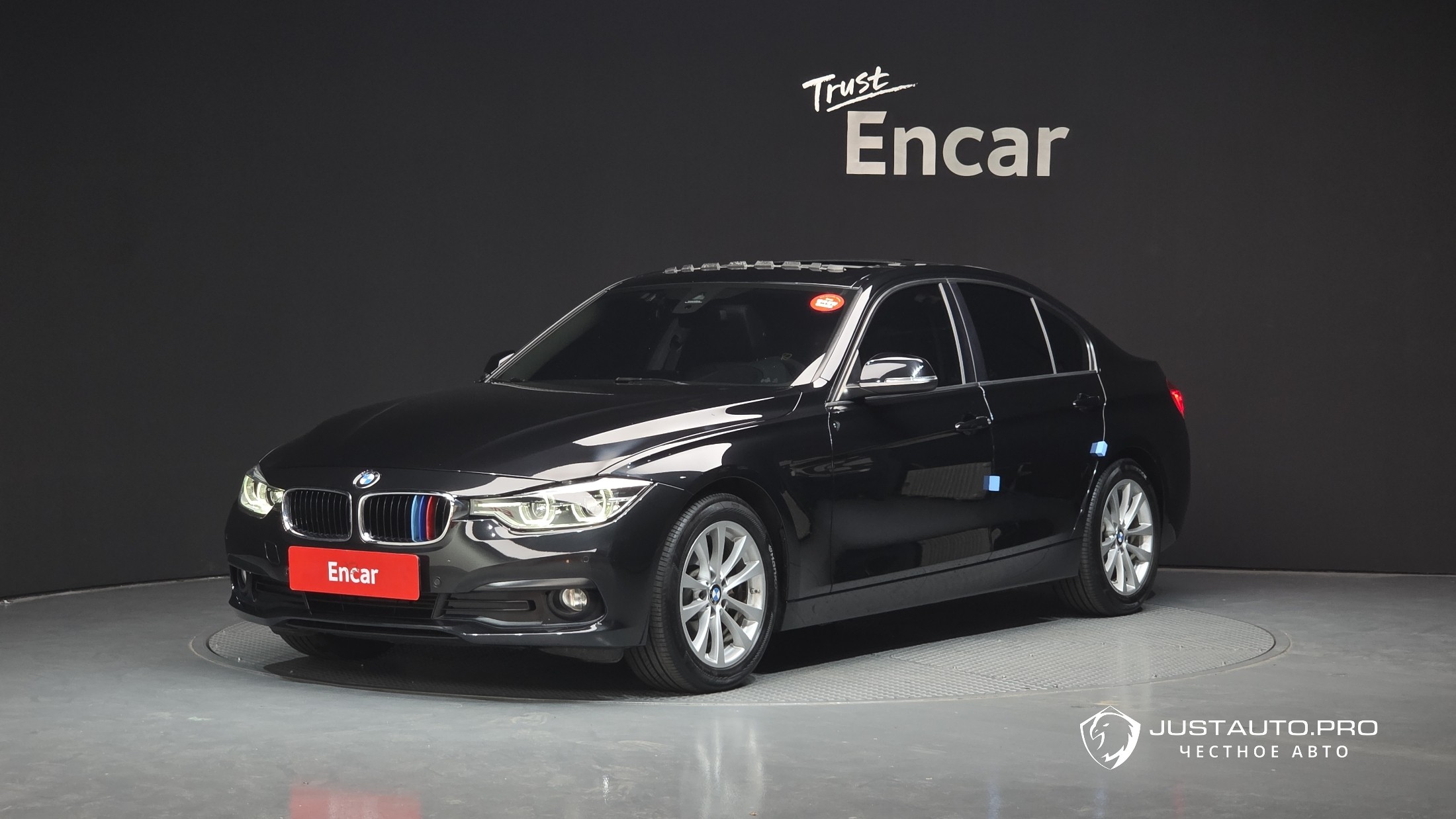 Автомобиль BMW 3-Series
