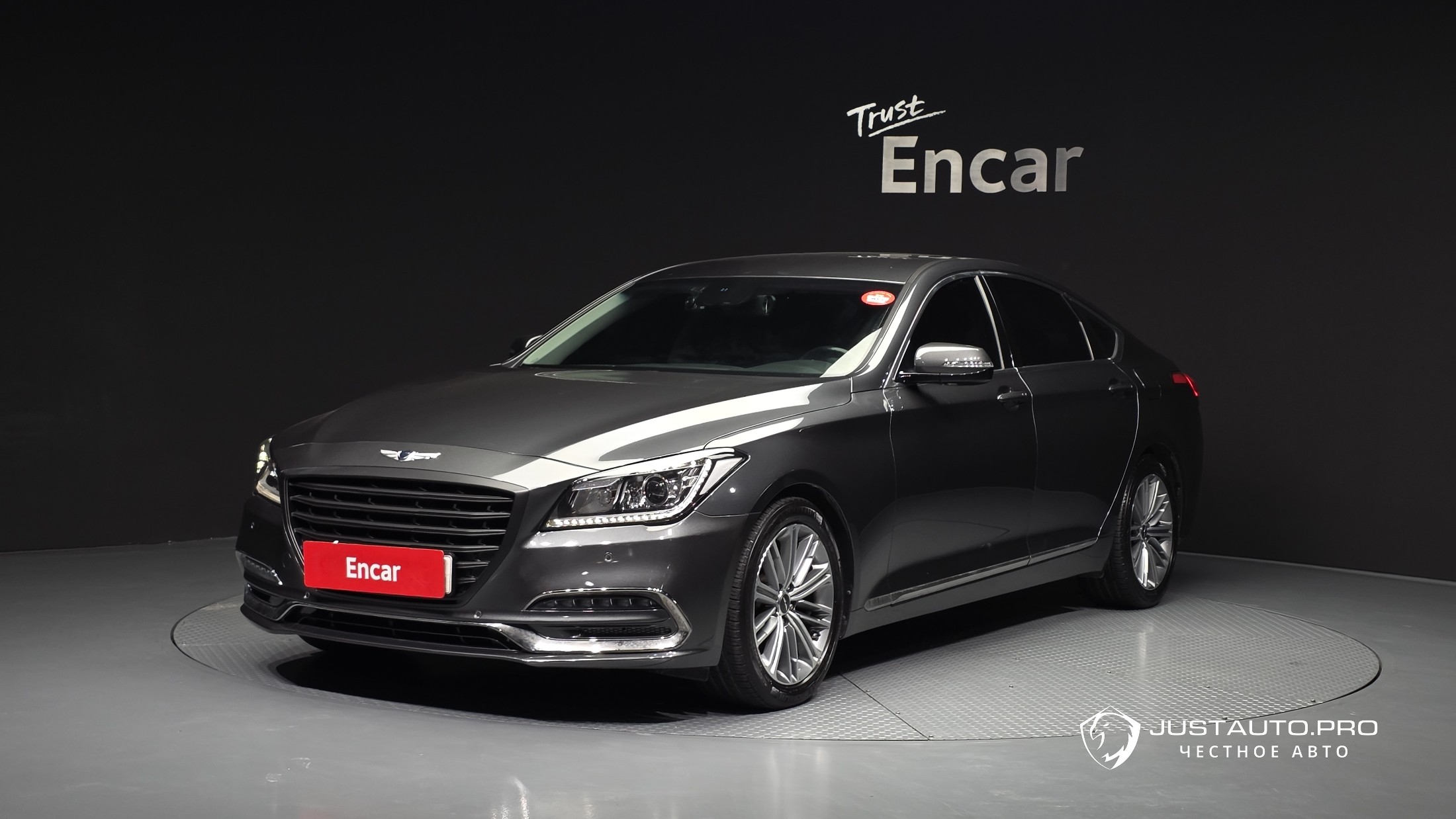 Автомобиль Genesis G80