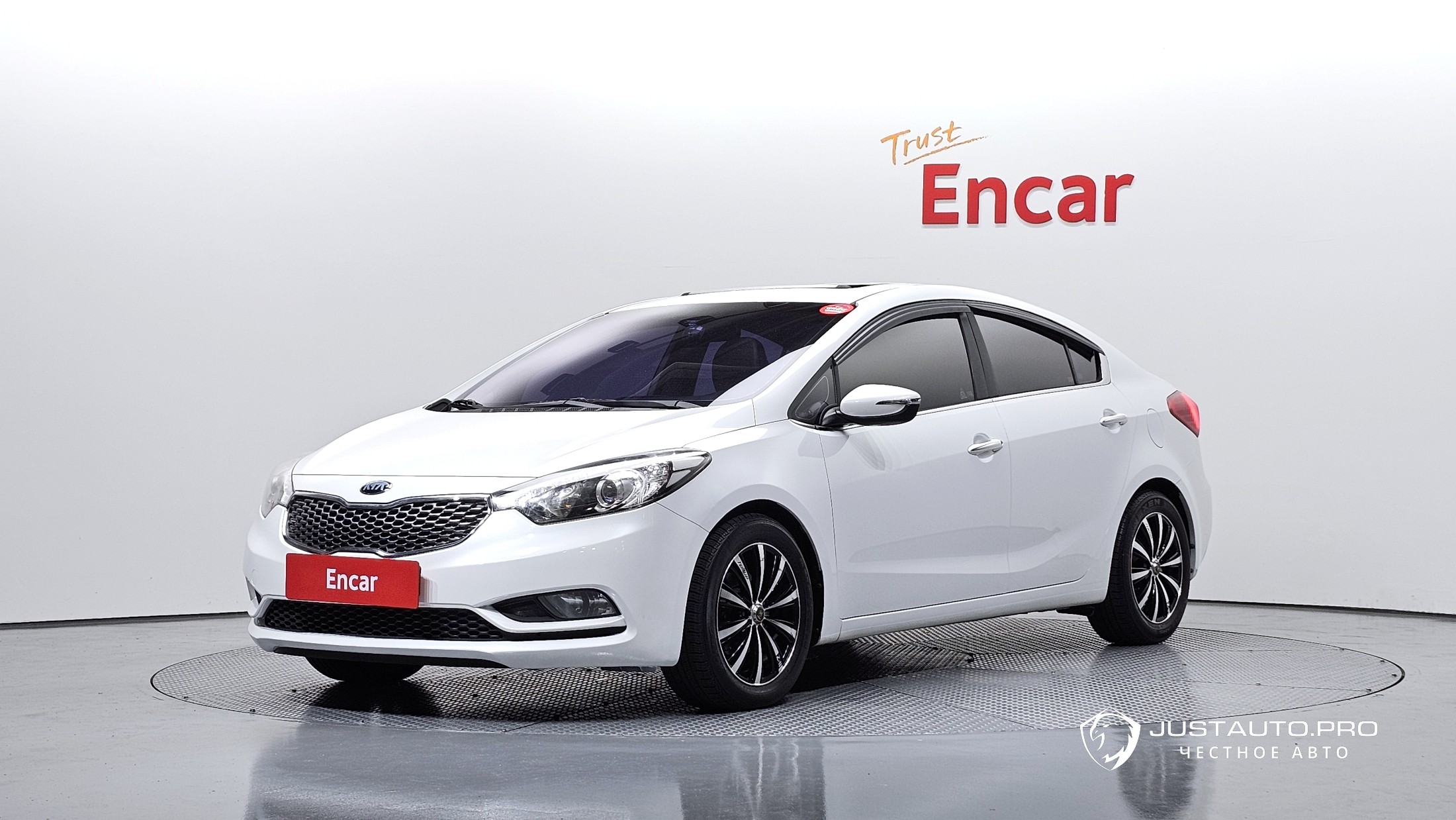Автомобиль Kia K3