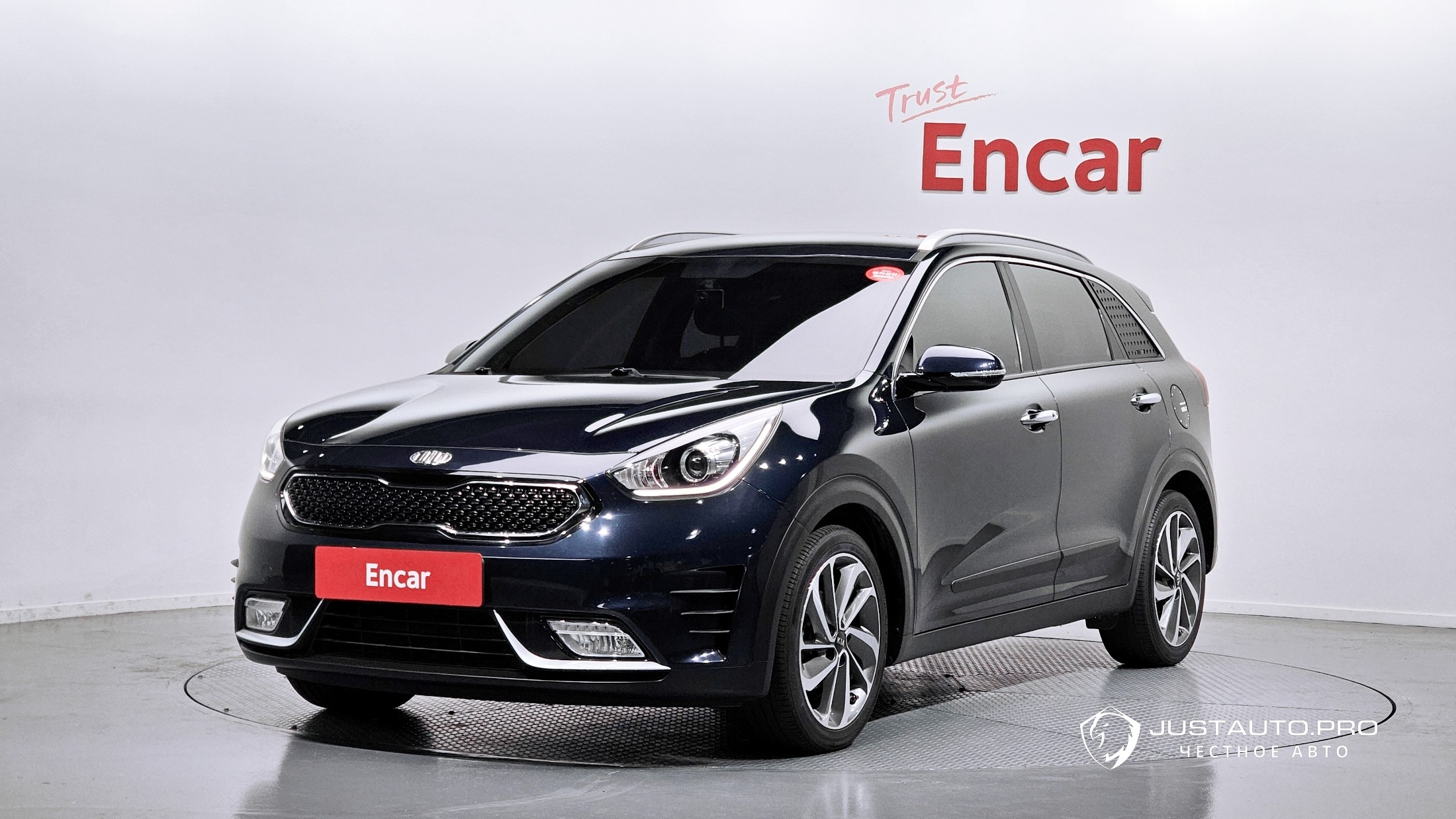 Автомобиль Kia Niro