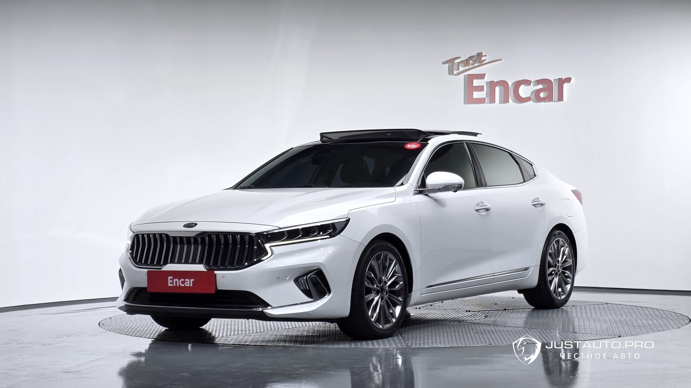 Автомобиль Kia K7