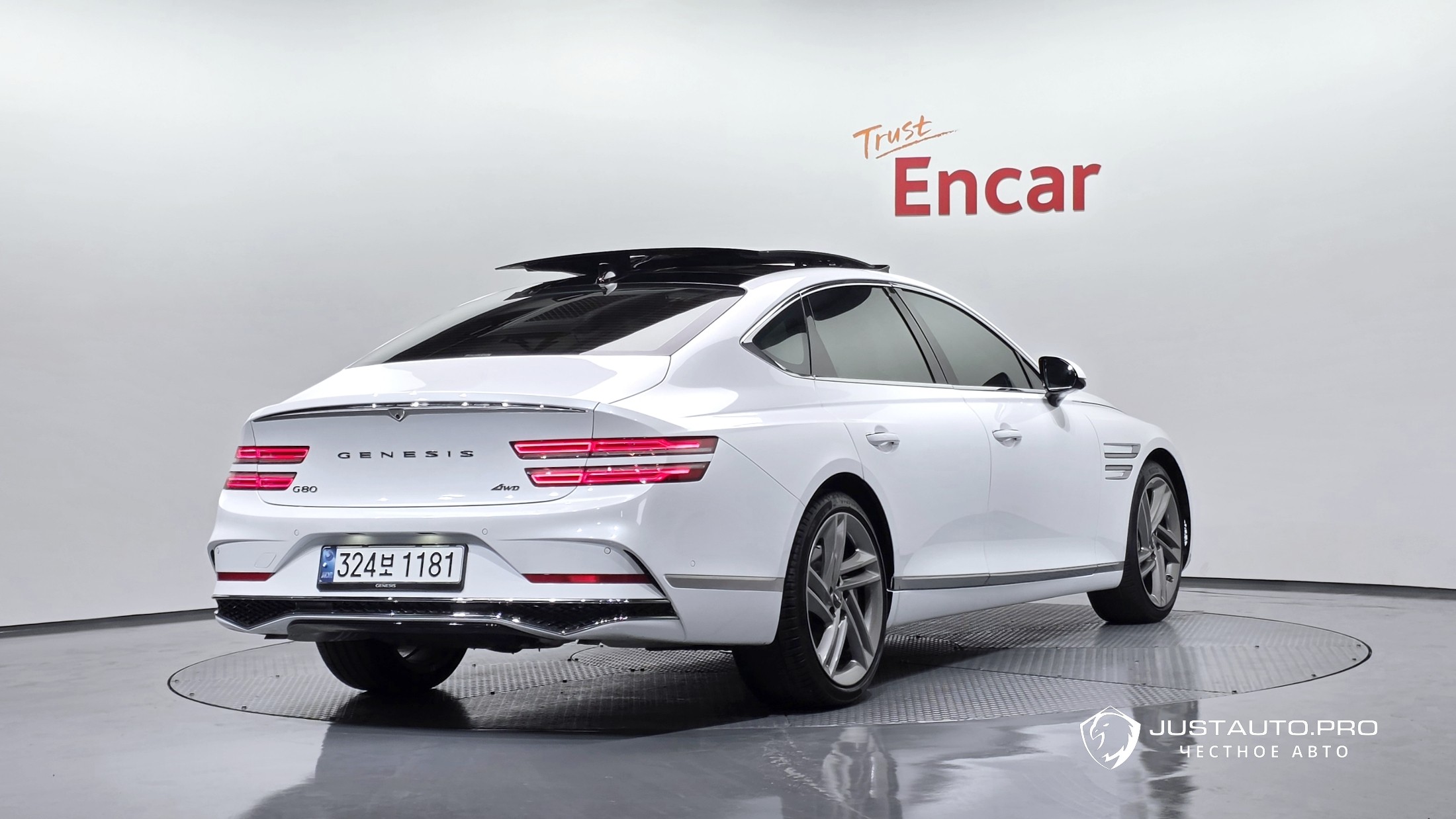 Автомобиль Genesis G80
