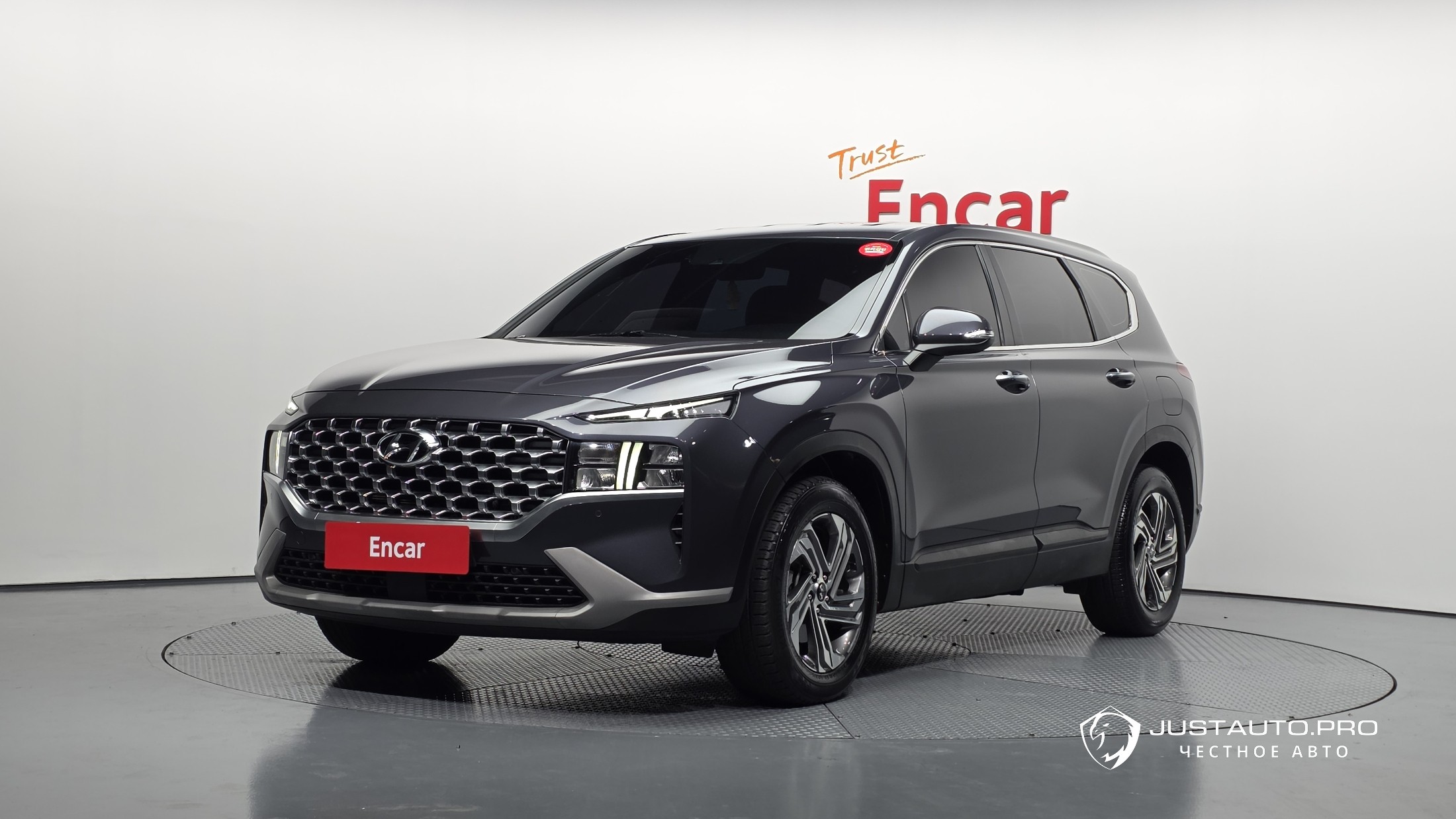 Автомобиль Hyundai Santafe