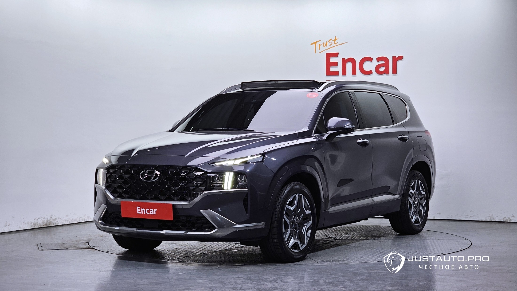 Автомобиль Hyundai Santafe