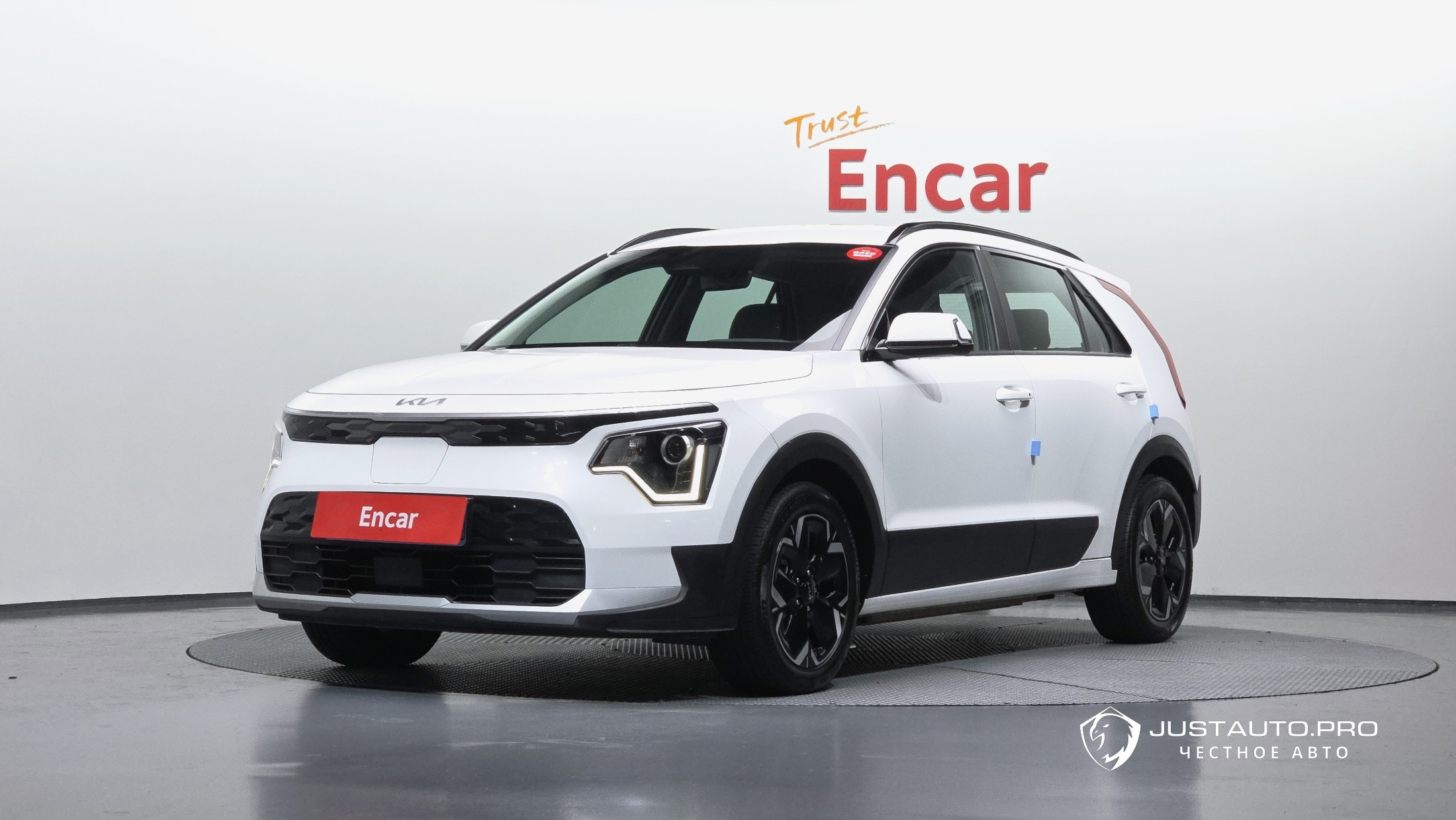 Автомобиль Kia Niro