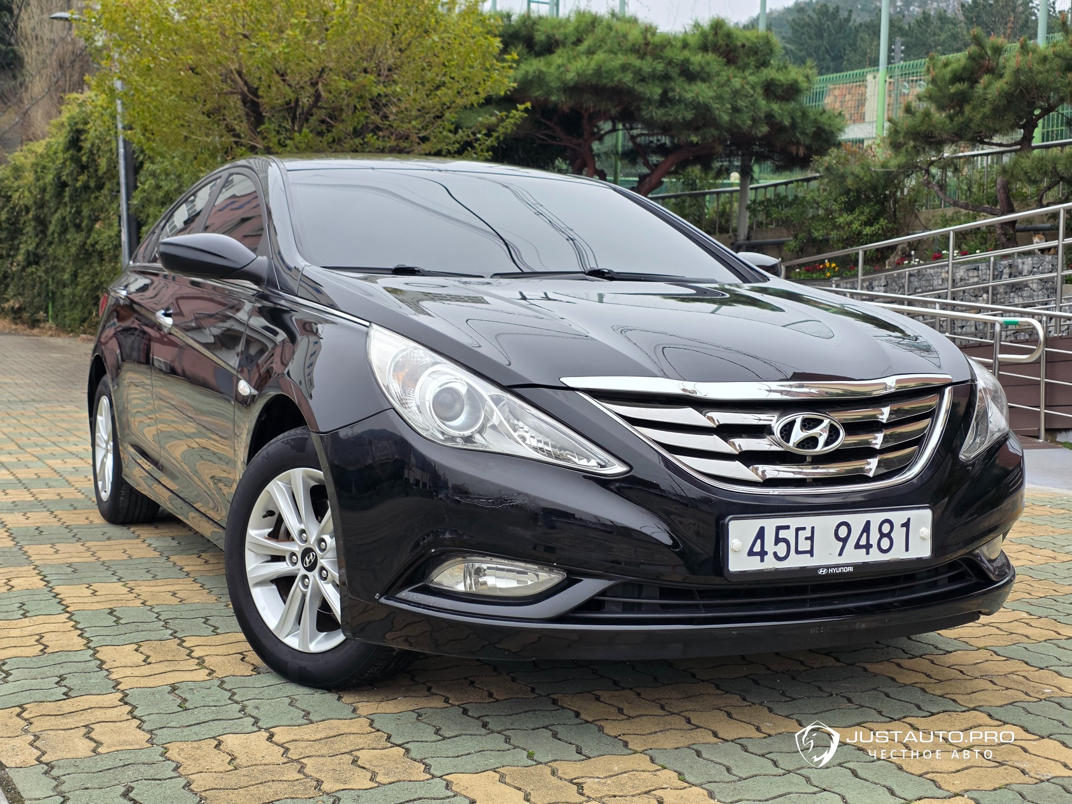 Автомобиль Hyundai Sonata