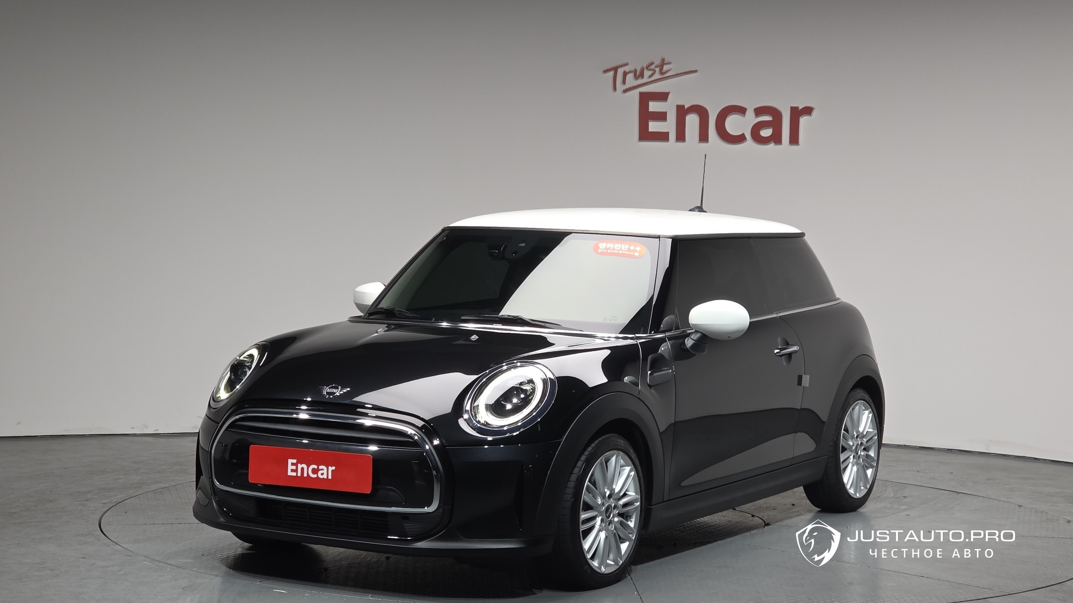 Автомобиль Mini Cooper