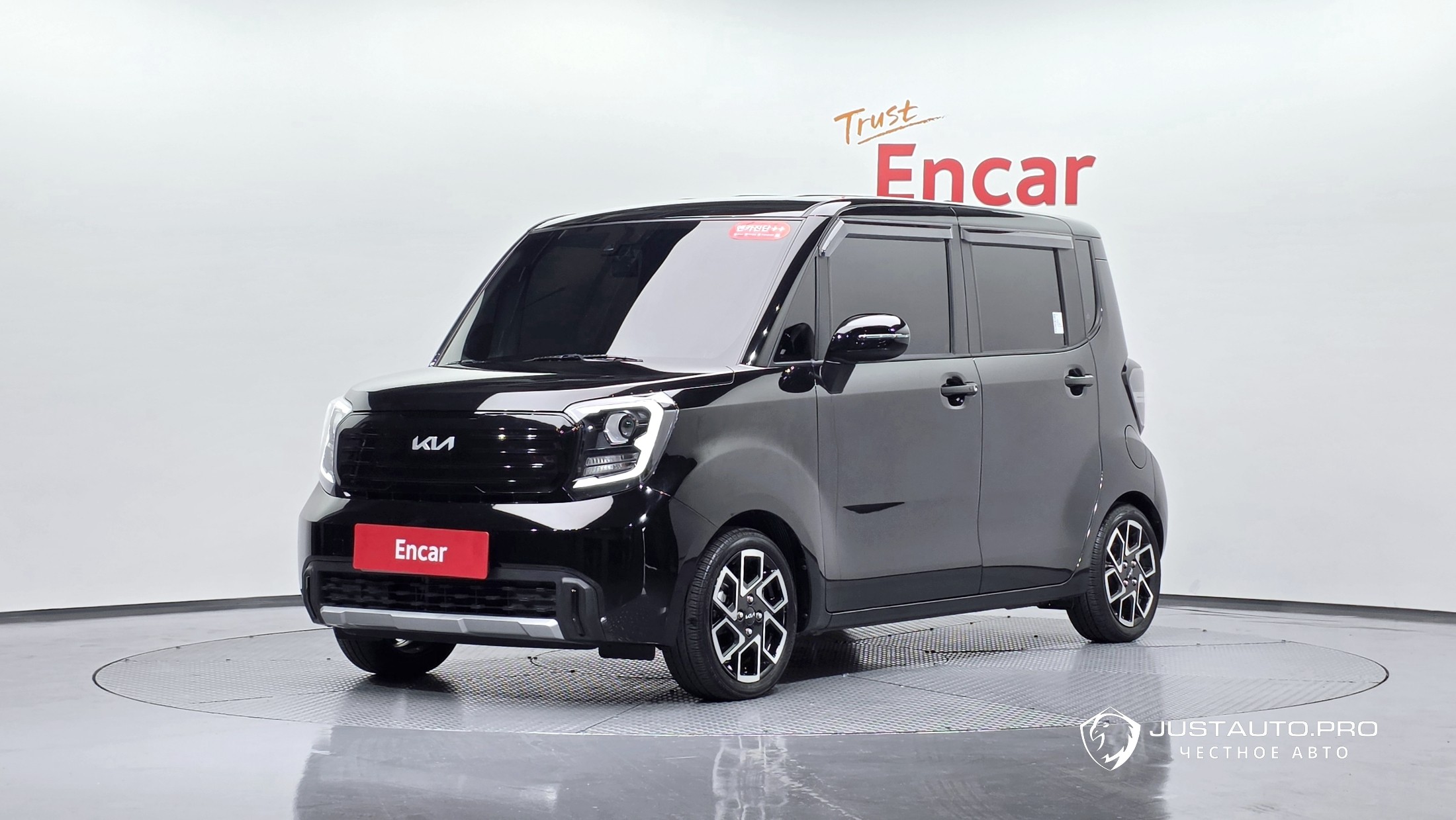 Автомобиль Kia RAY