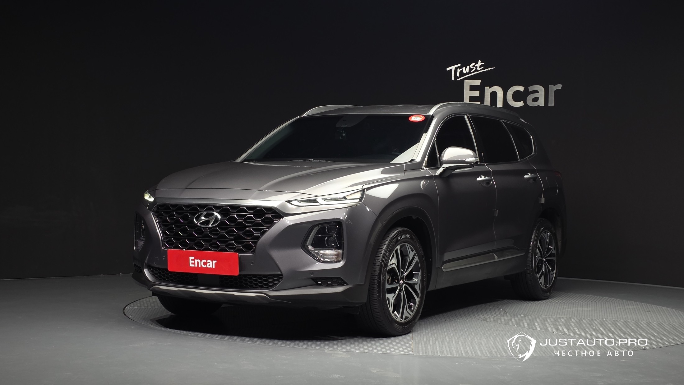 Автомобиль Hyundai Santafe