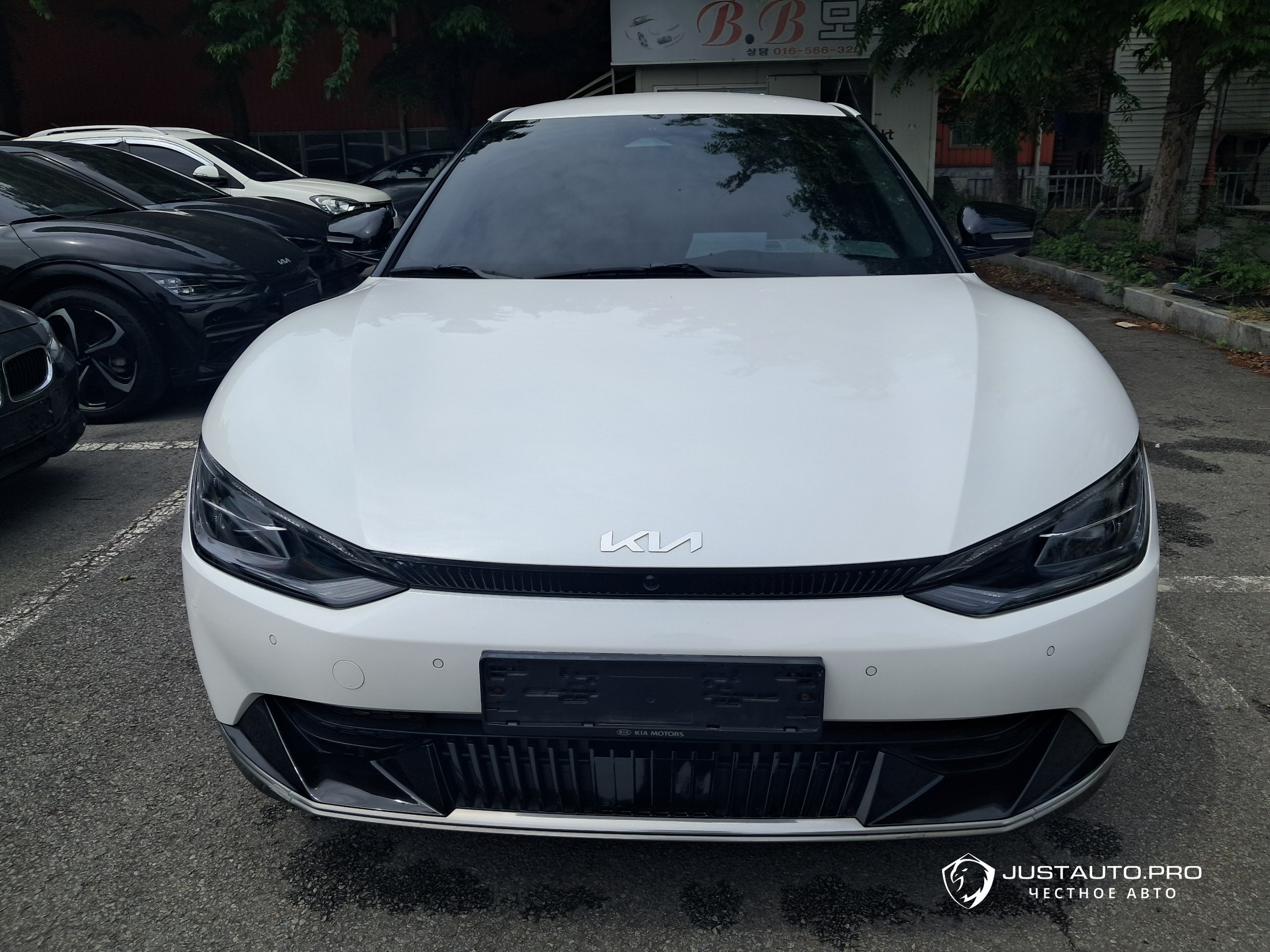 Автомобиль Kia EV6