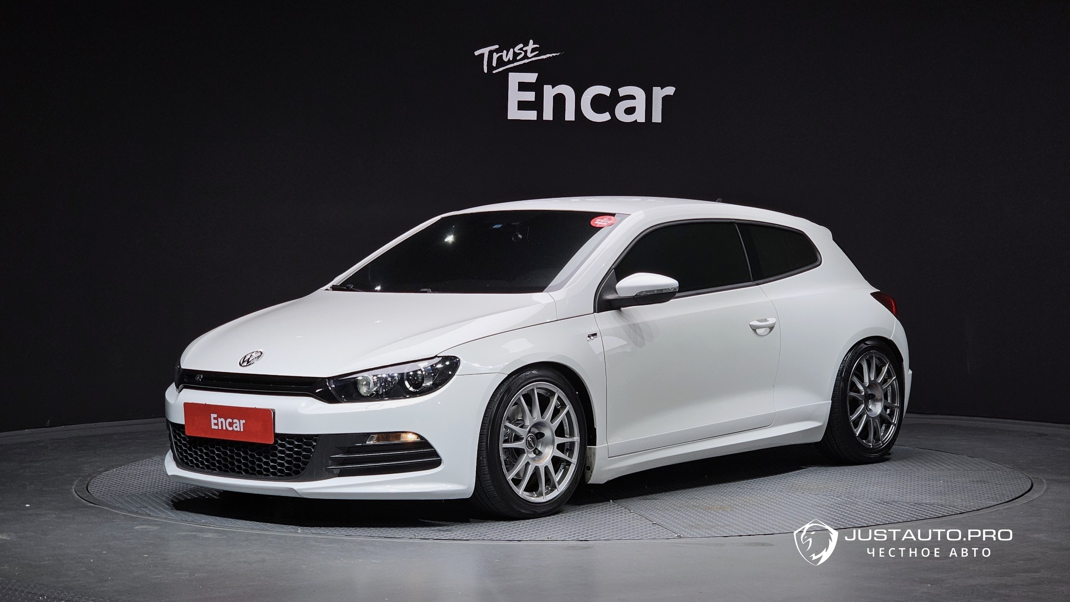 Автомобиль Volkswagen Scirocco