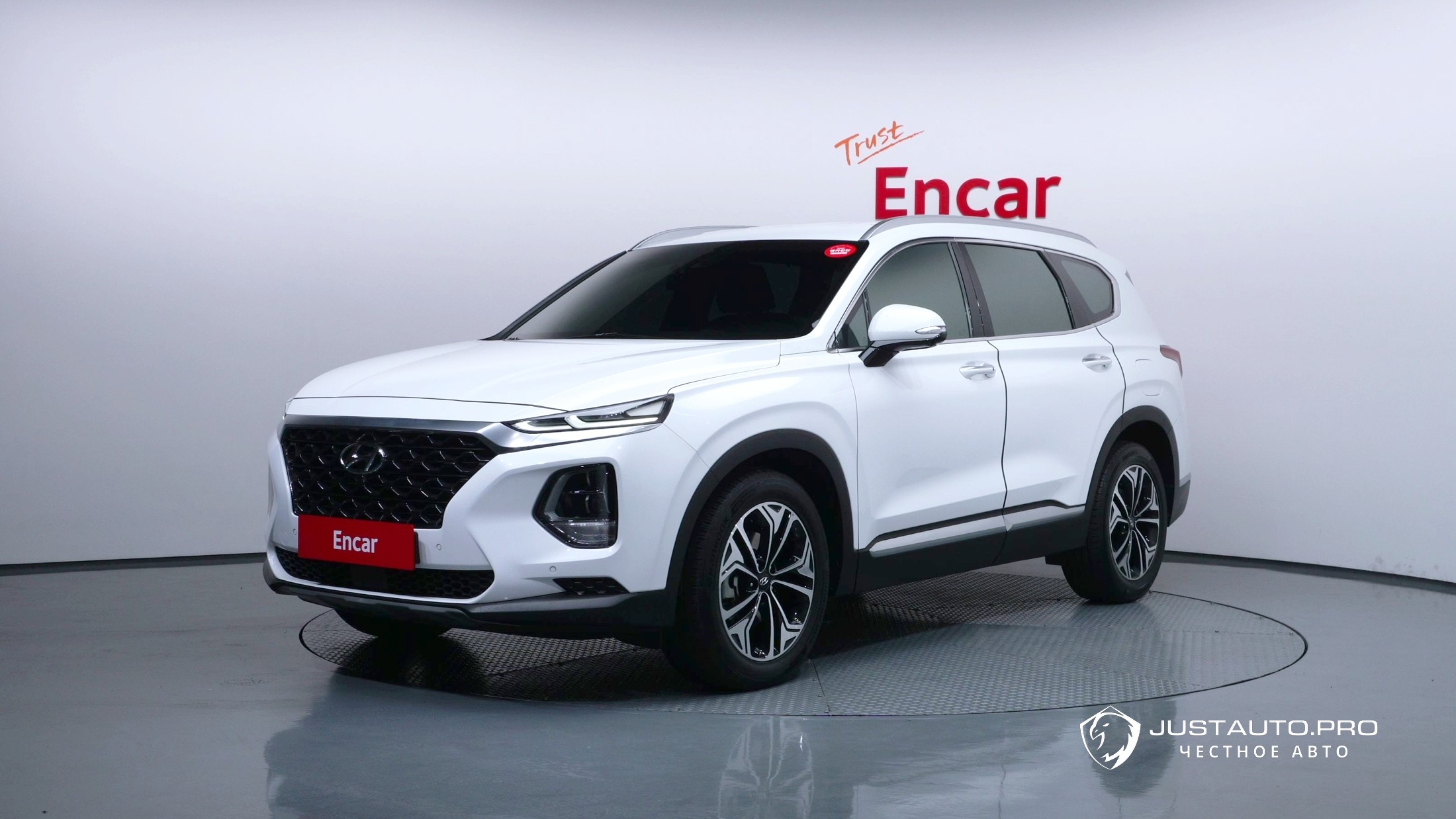 Автомобиль Hyundai Santafe