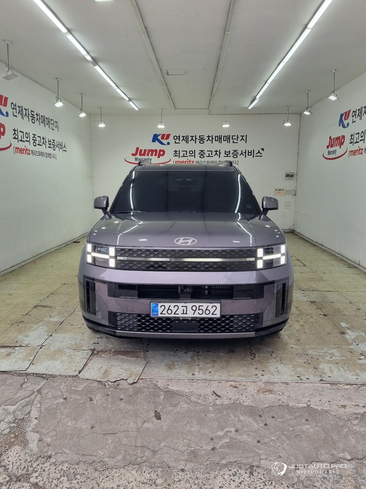 Автомобиль Hyundai Santafe