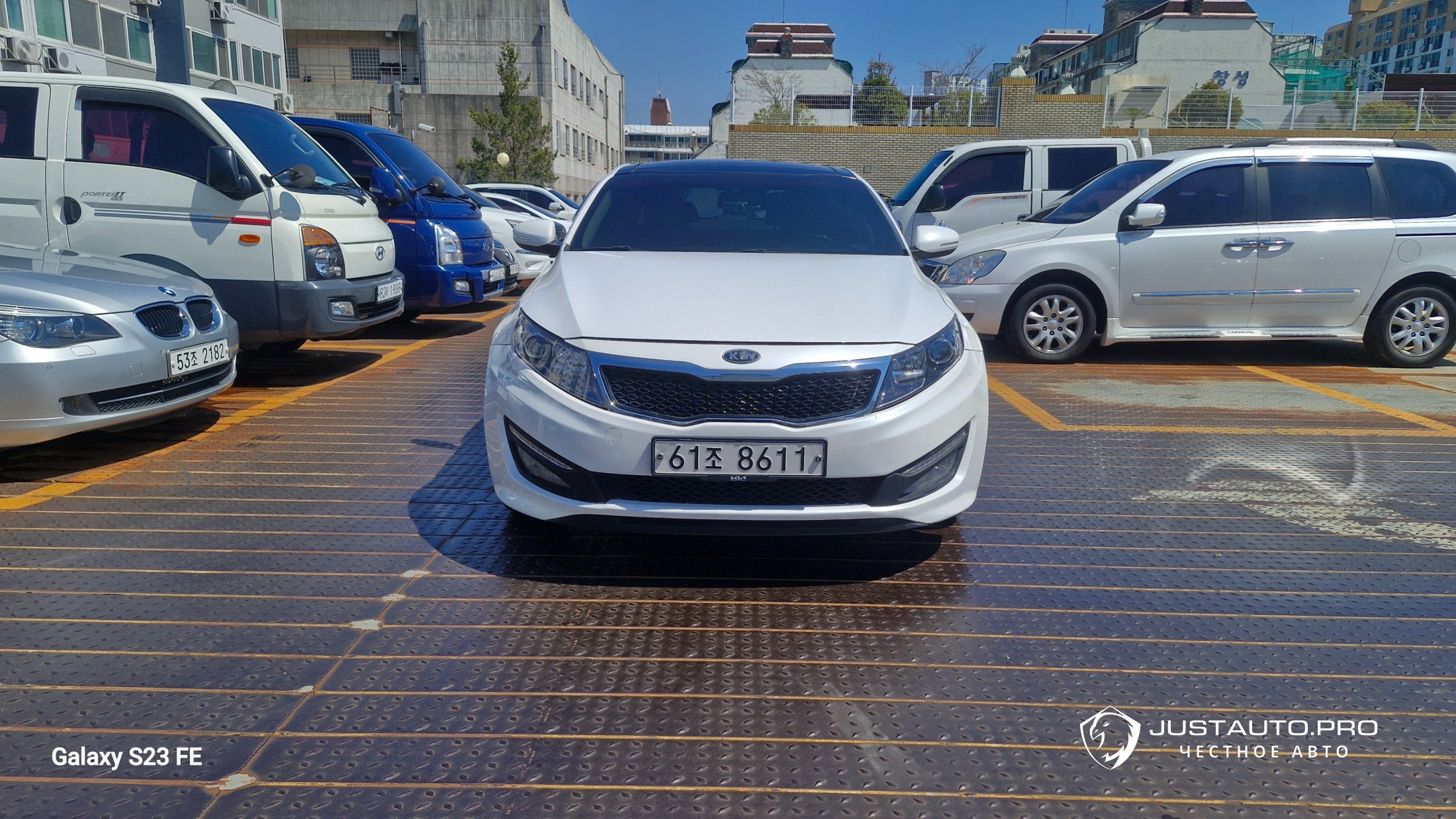 Автомобиль Kia K5