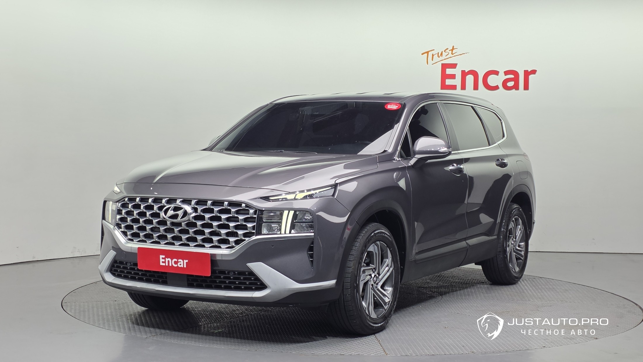 Автомобиль Hyundai Santafe