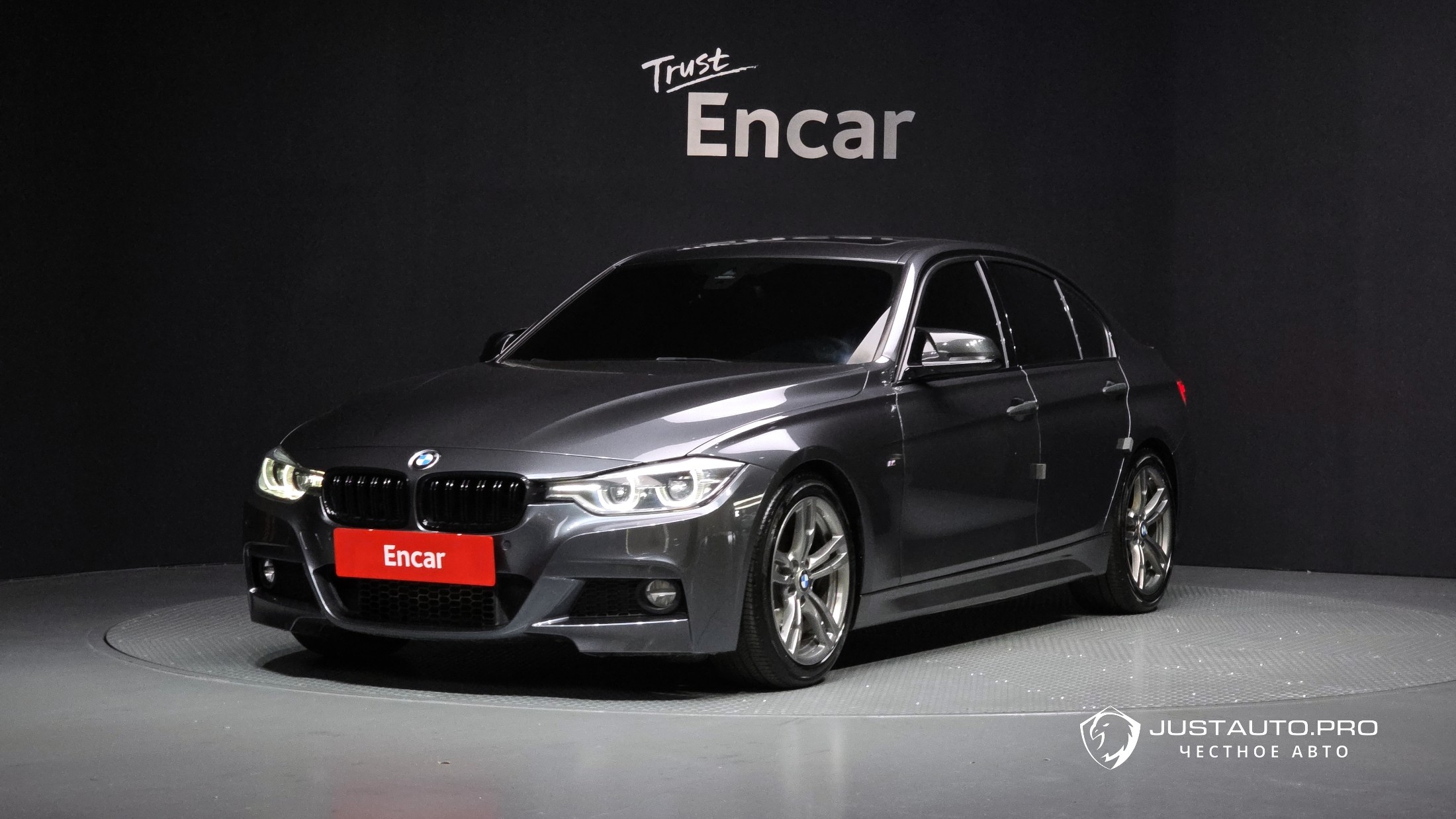 Автомобиль BMW 3-Series