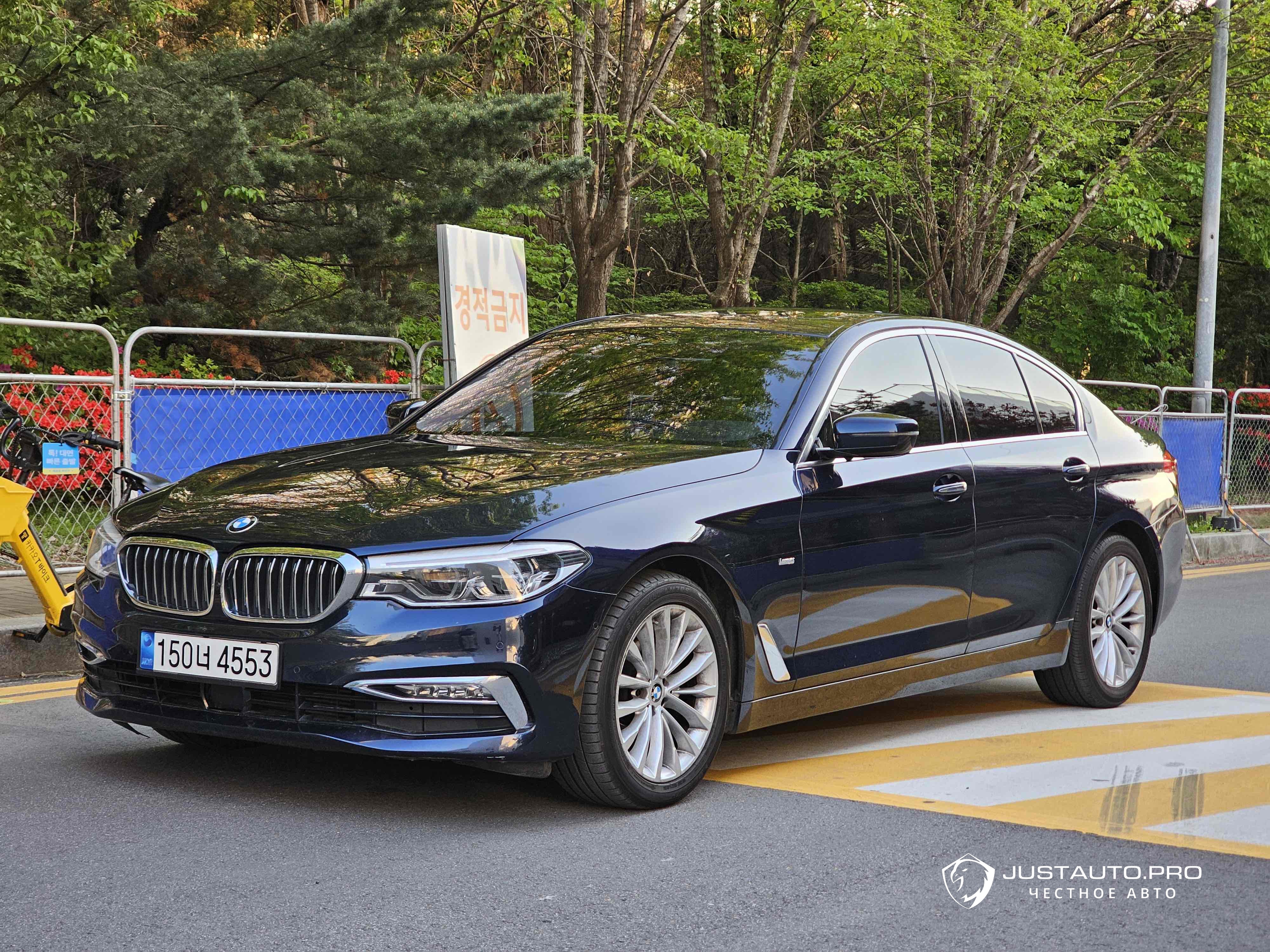 Автомобиль BMW 5-Series