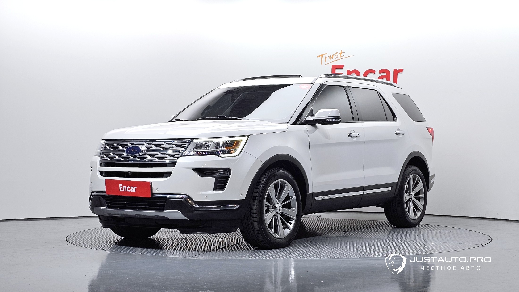 Автомобиль Ford Explorer