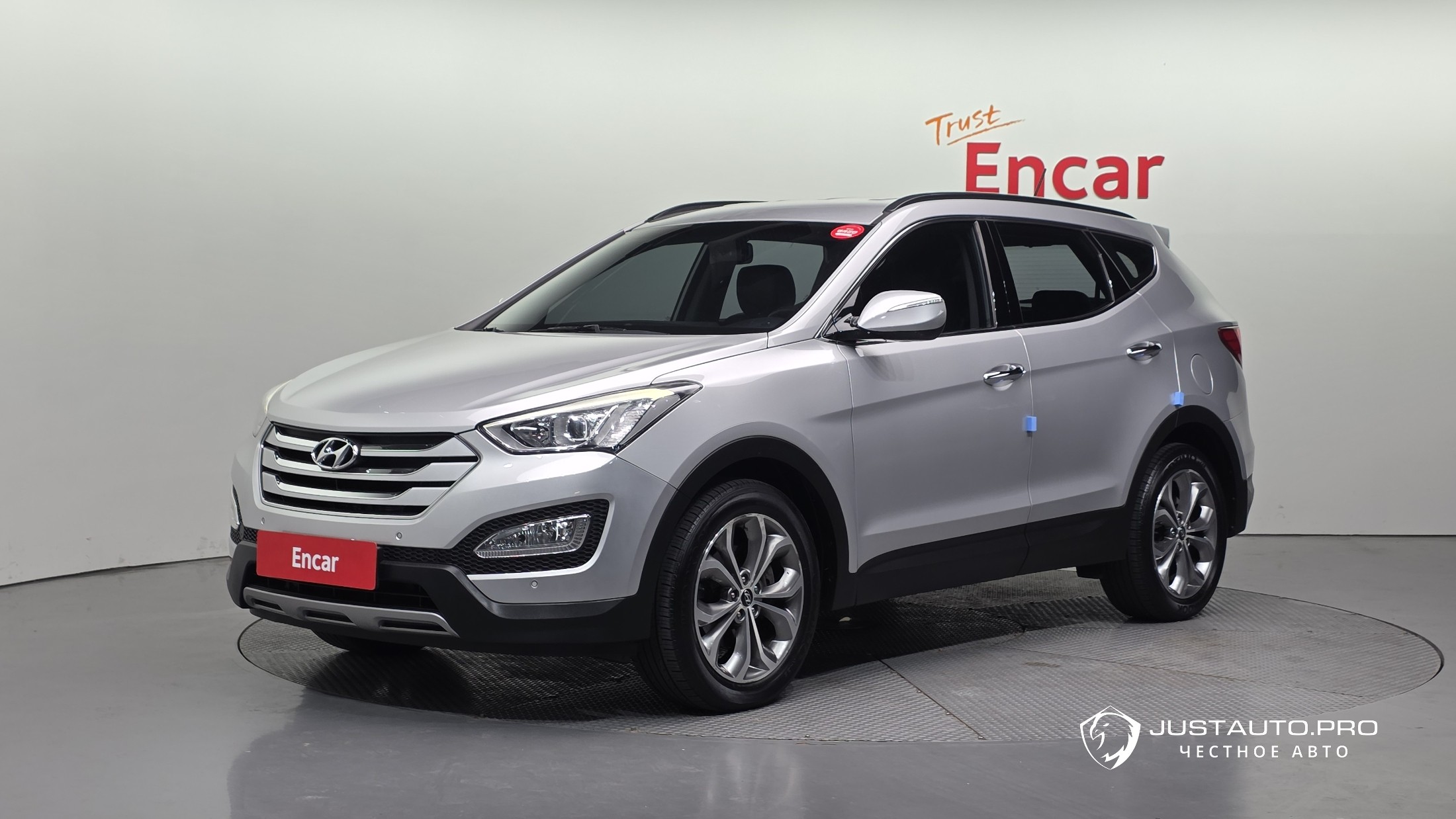 Автомобиль Hyundai Santafe