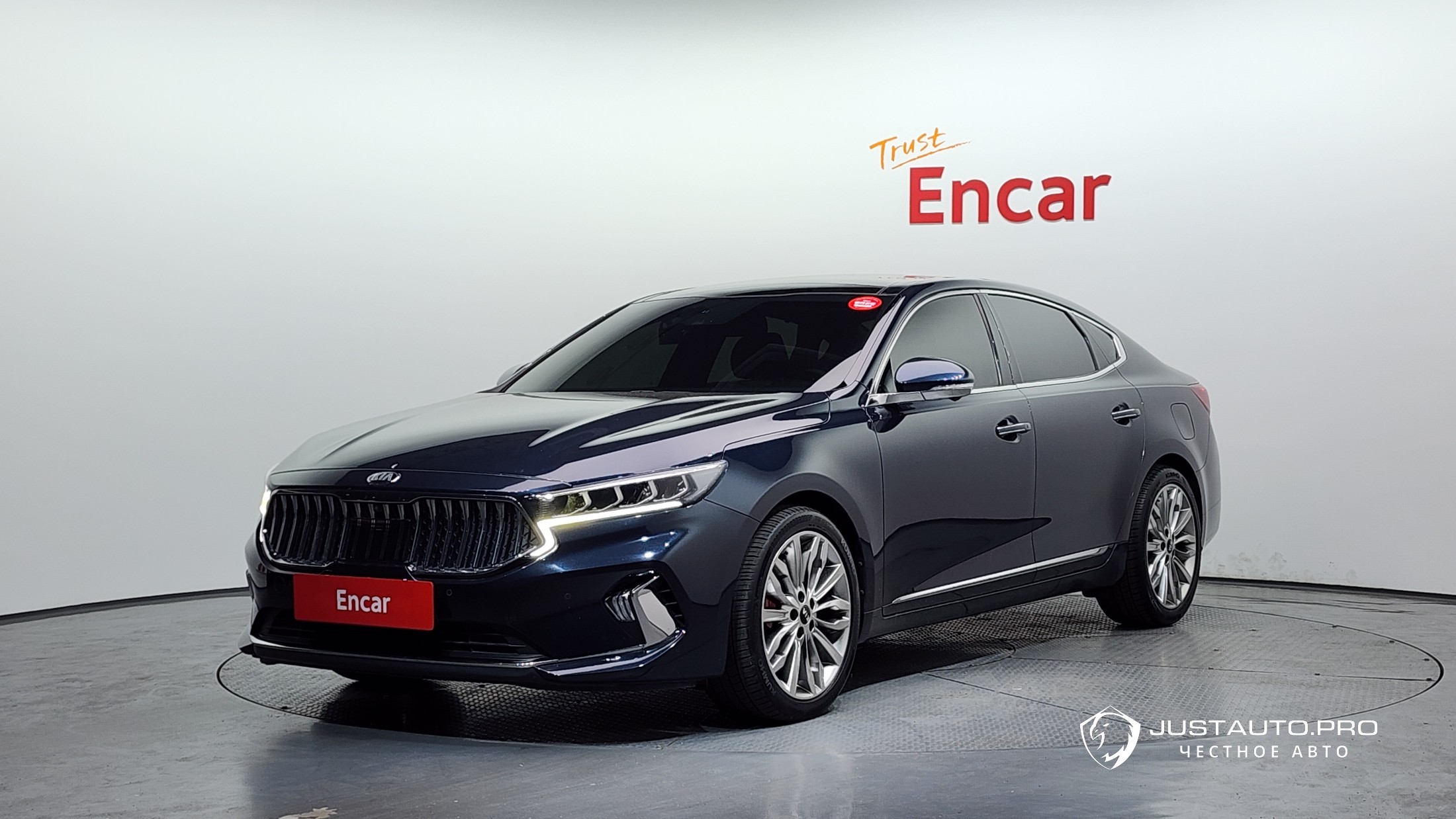 Автомобиль Kia K7