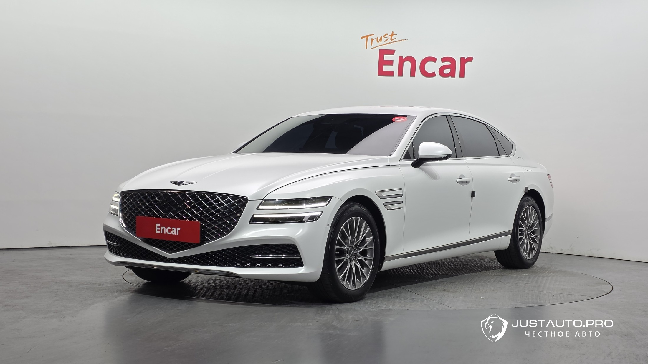 Автомобиль Genesis G80