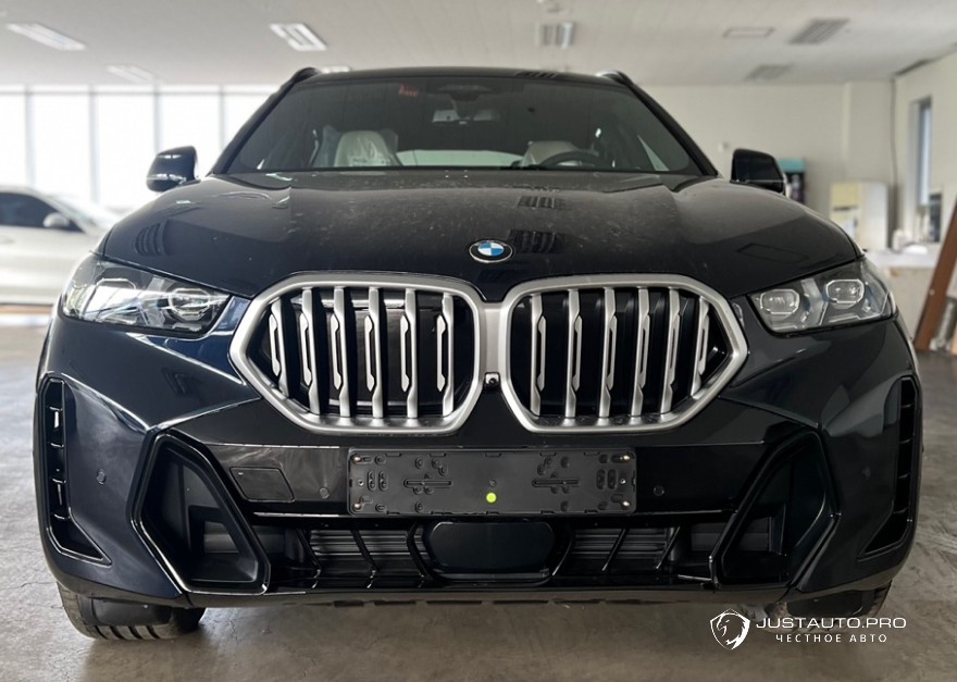 Автомобиль BMW X6