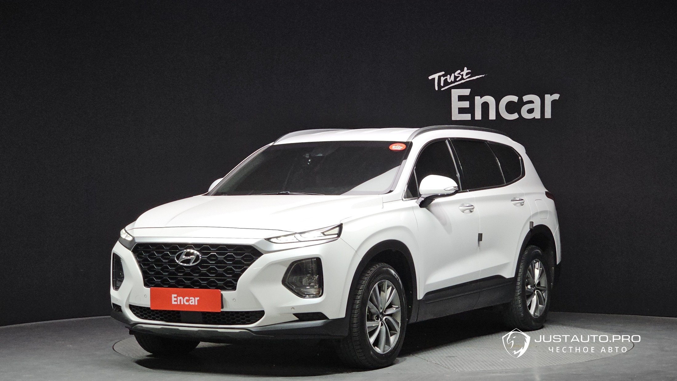 Автомобиль Hyundai Santafe