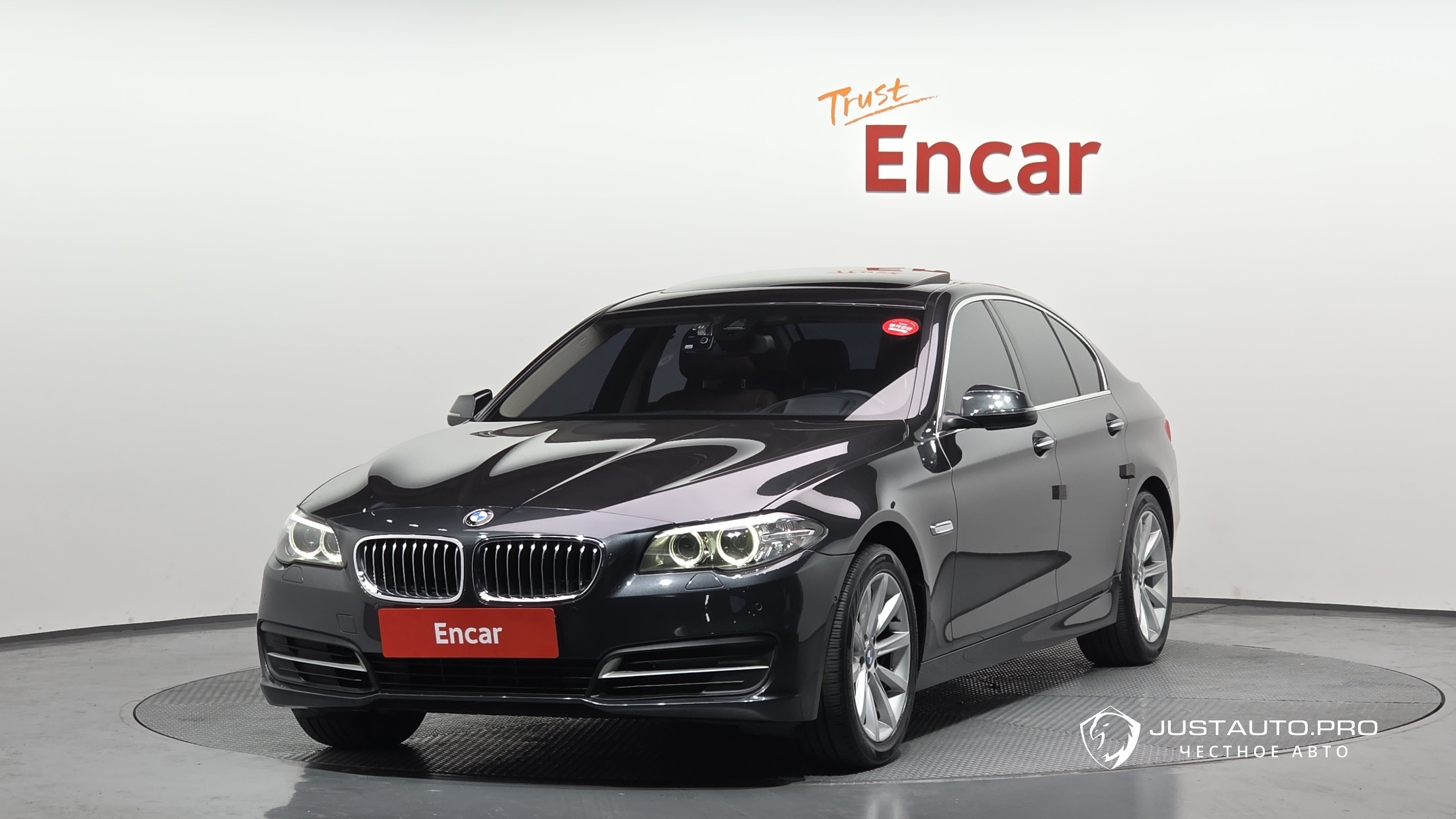 Автомобиль BMW 5-Series