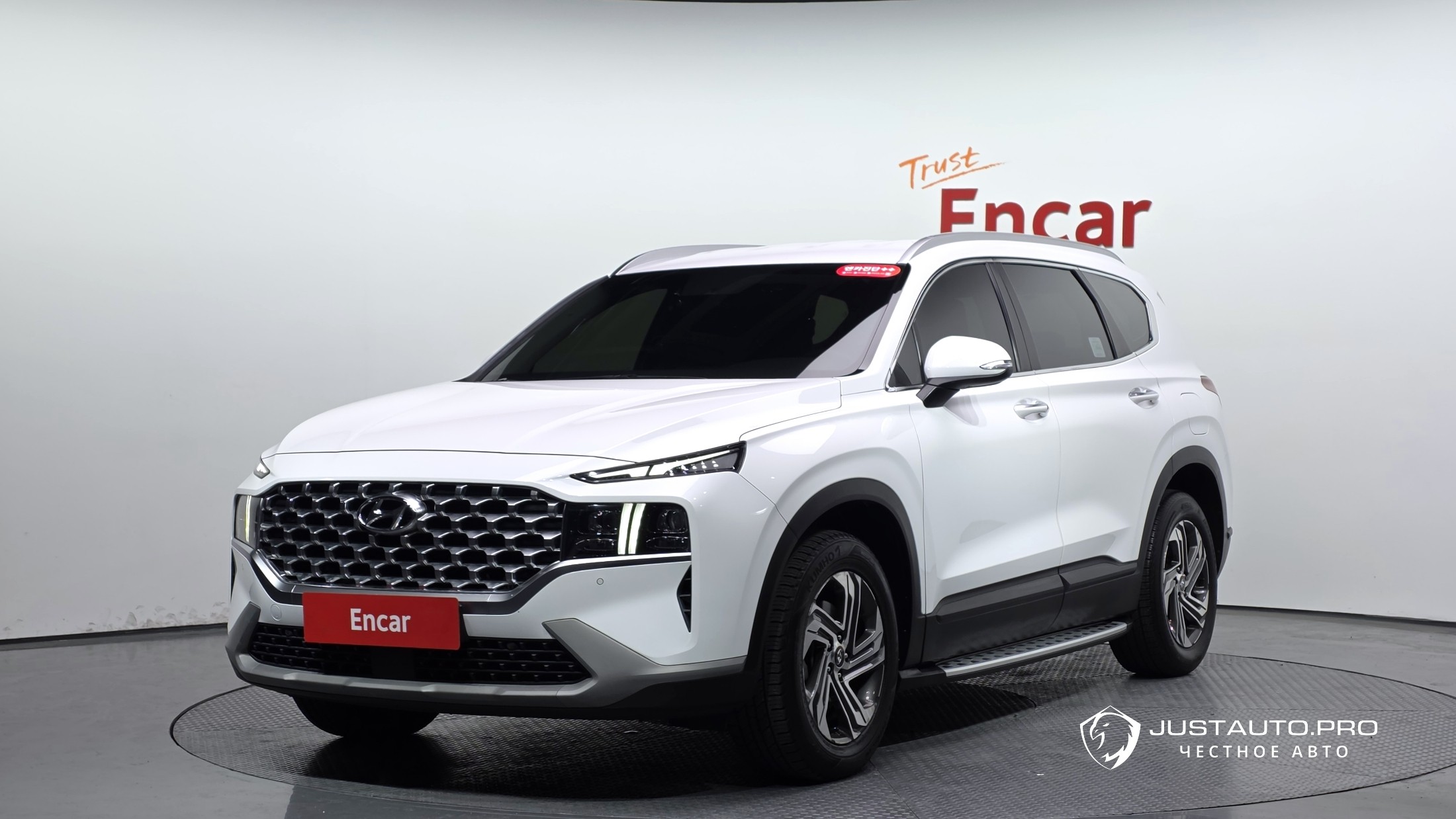 Автомобиль Hyundai Santafe