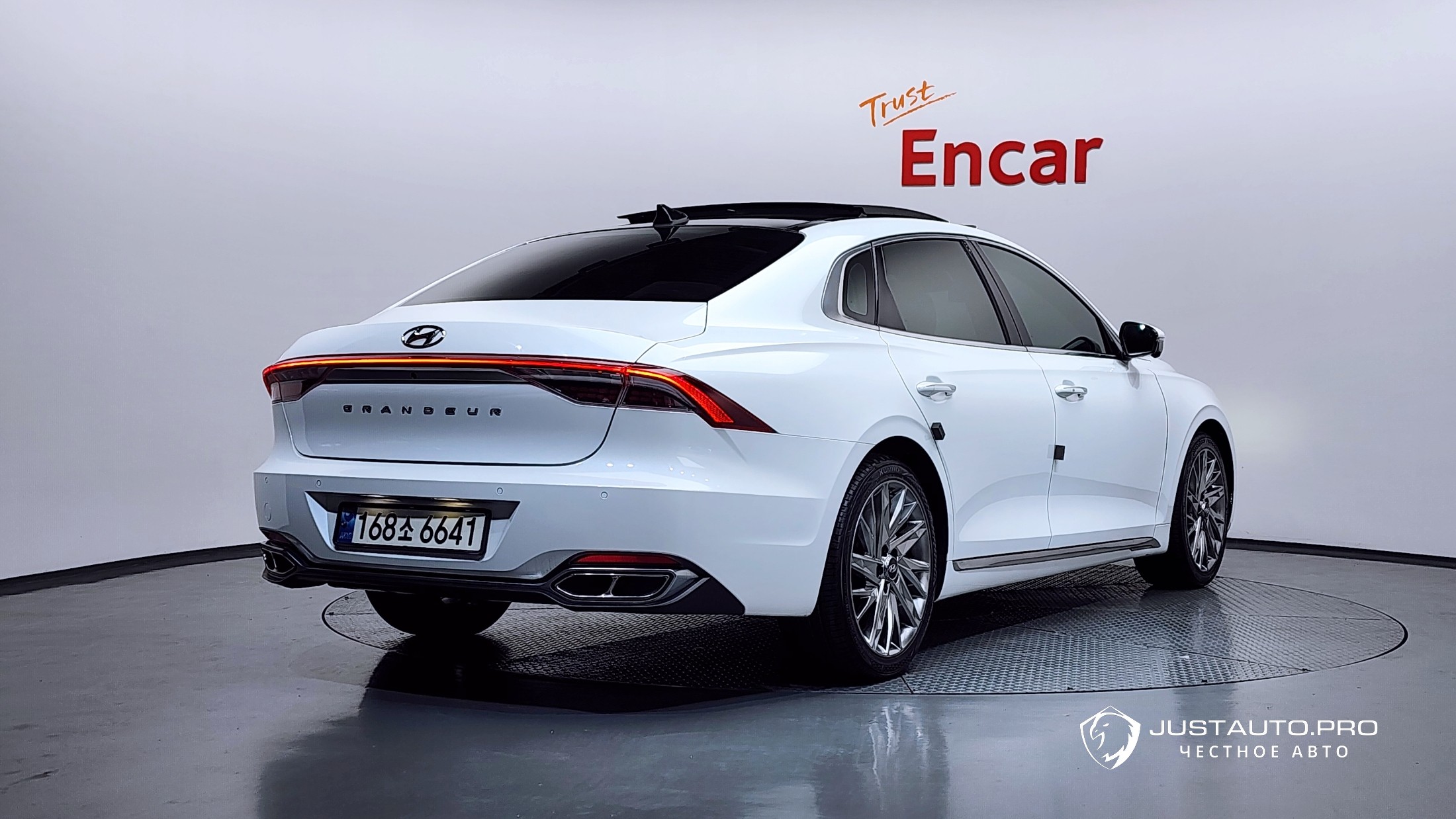 Автомобиль Hyundai Grandeur