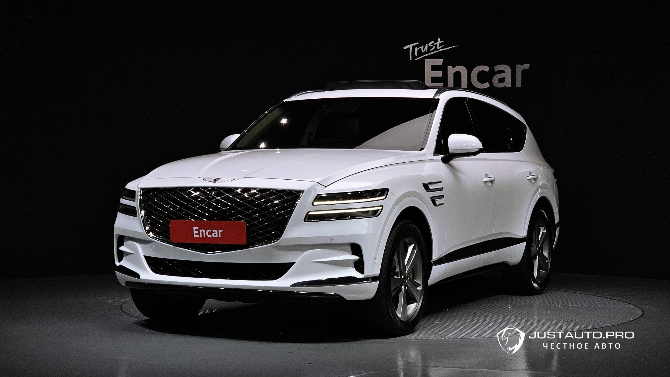 Автомобиль Genesis GV80