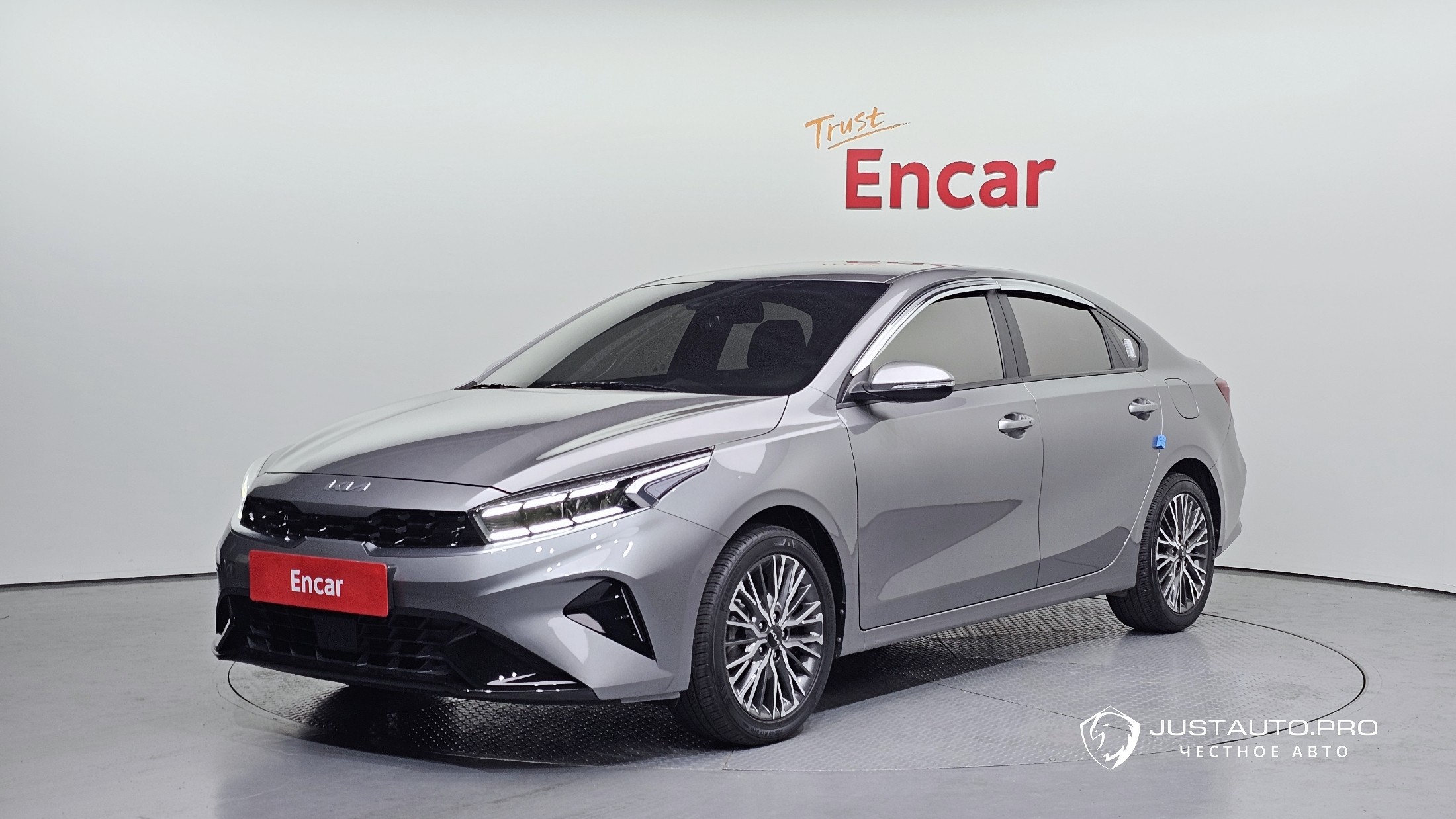 Автомобиль Kia K3