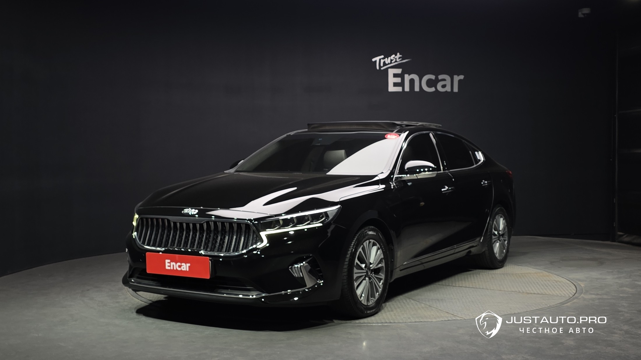 Автомобиль Kia K7