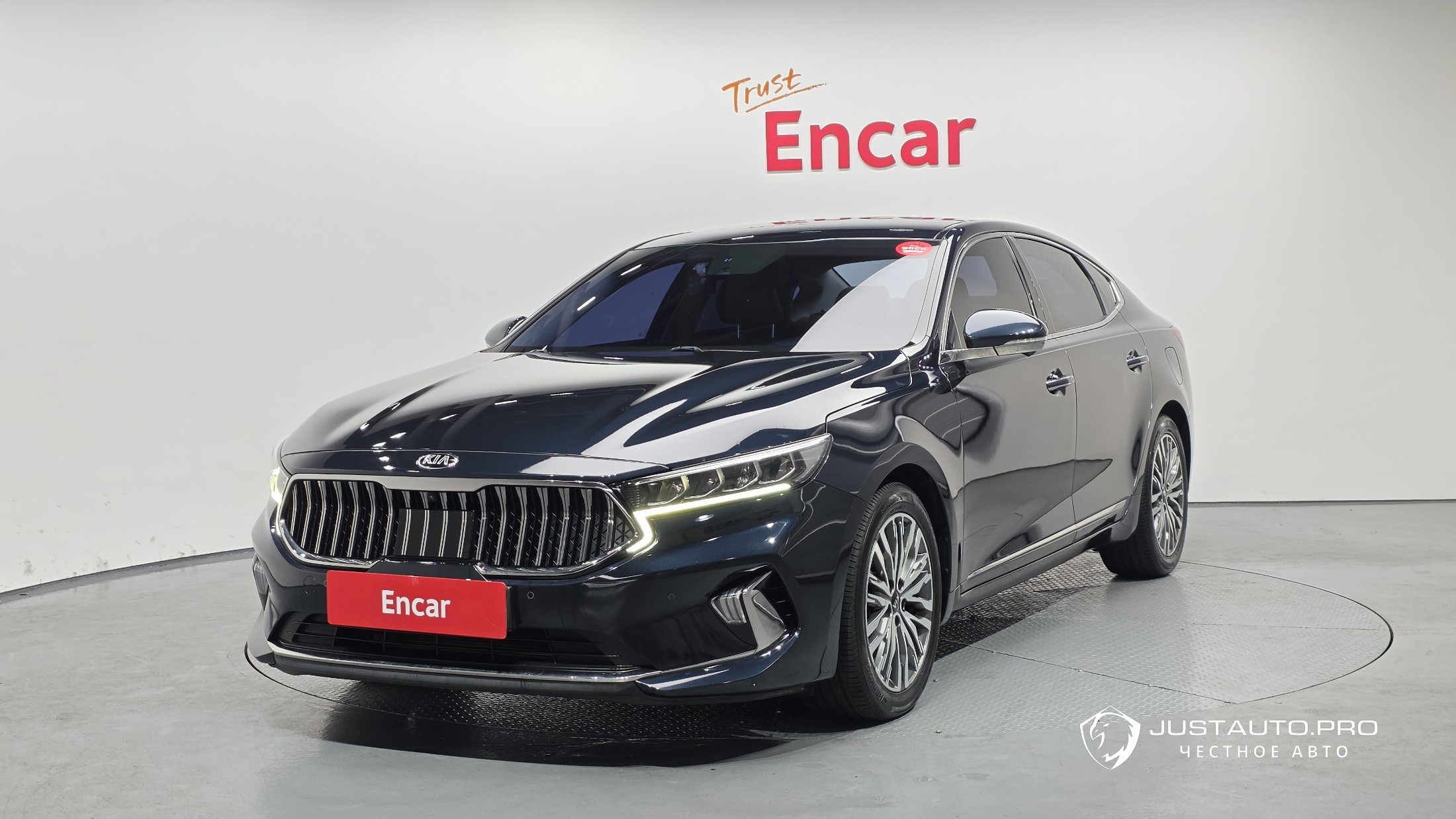 Автомобиль Kia K7